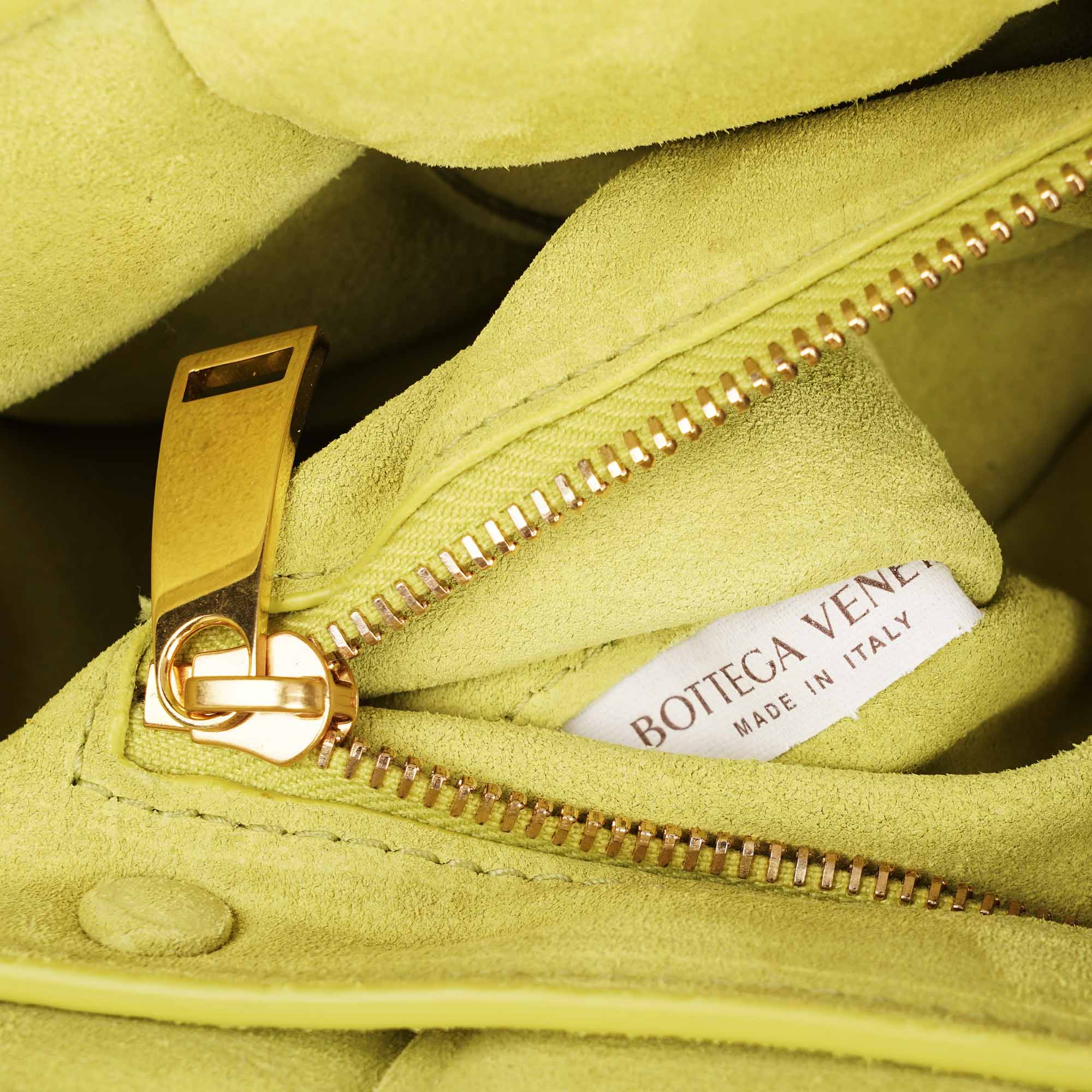 Padded Cassette Shoulder Bag - Image 9