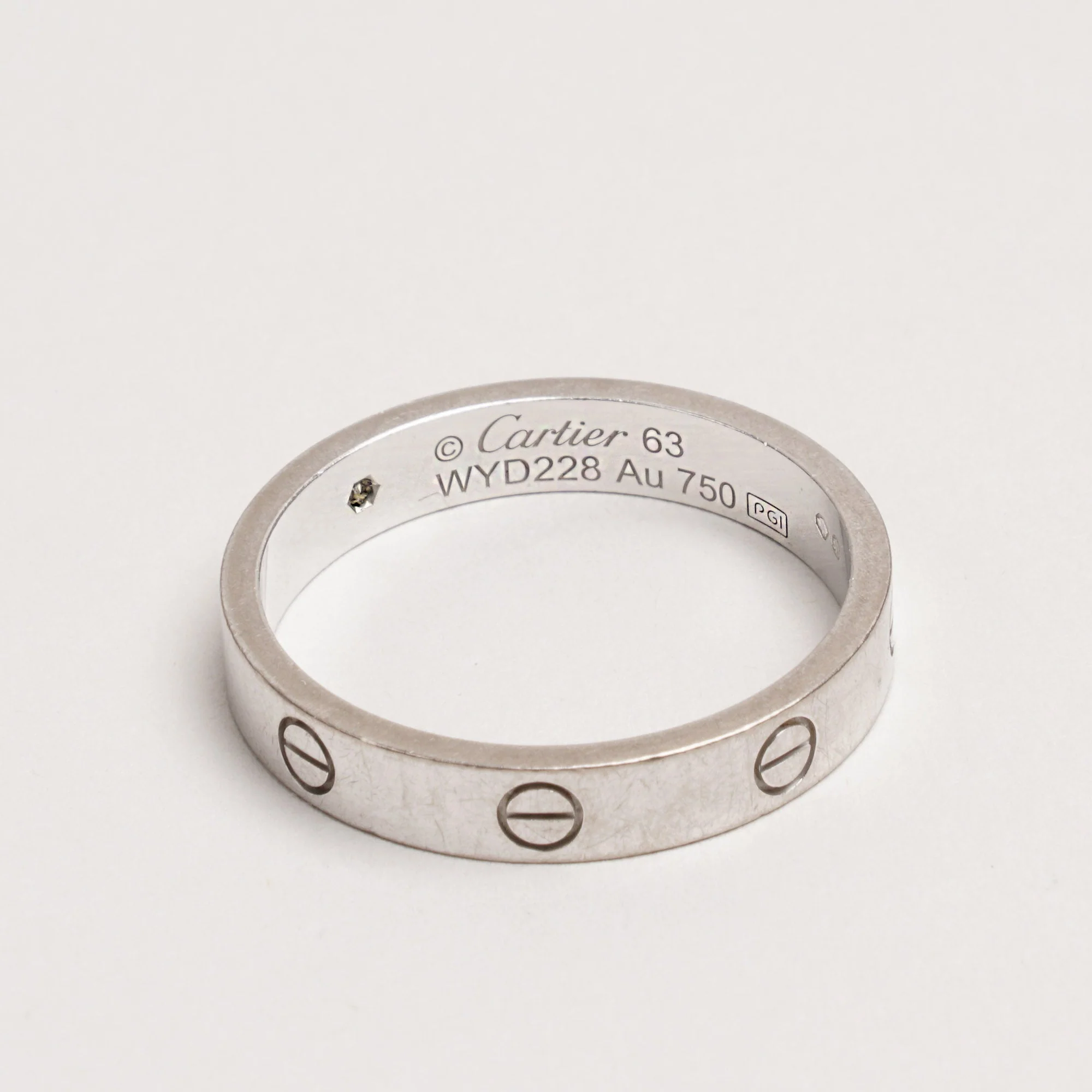 Love Ring White Gold - Image 3
