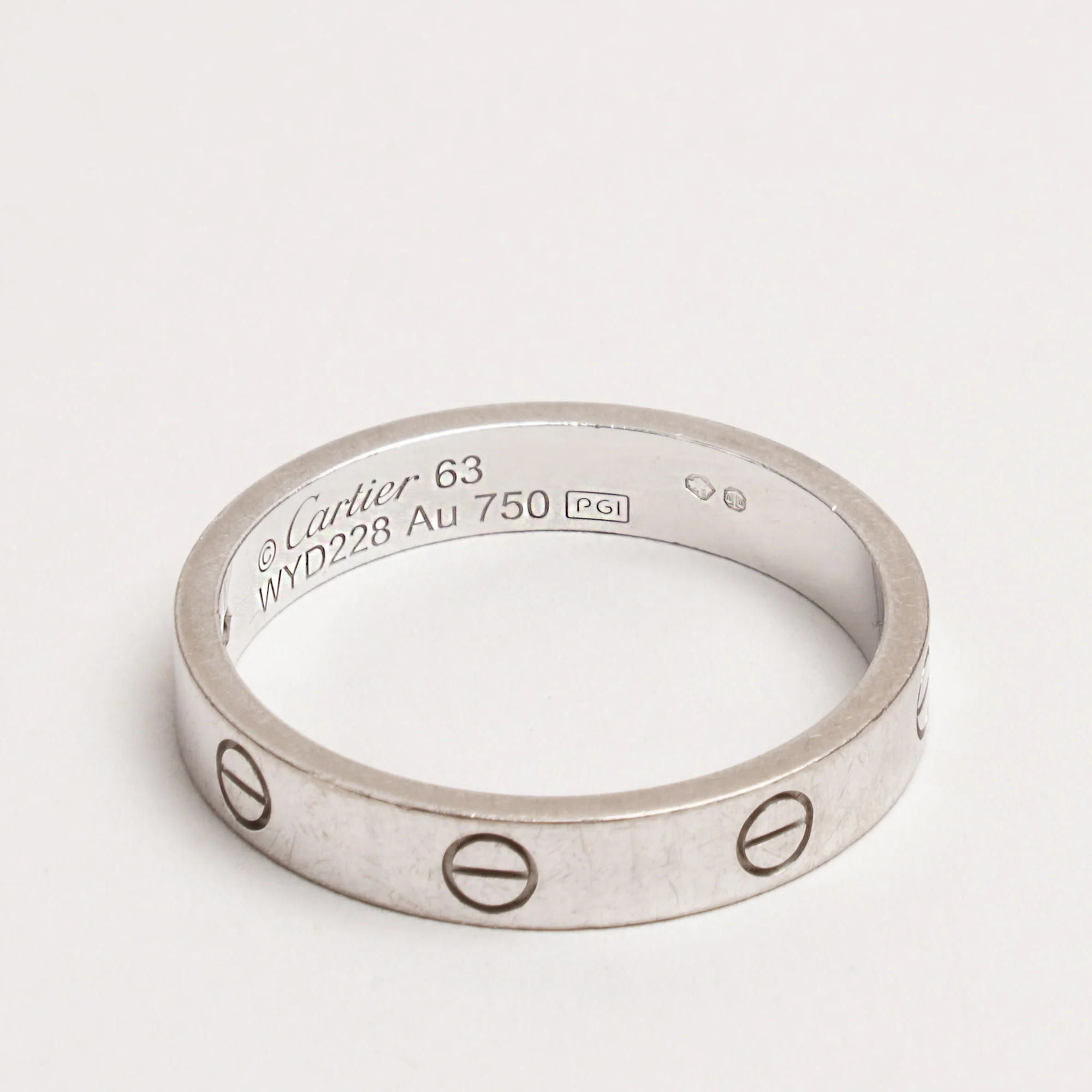 Love Ring White Gold - Image 4