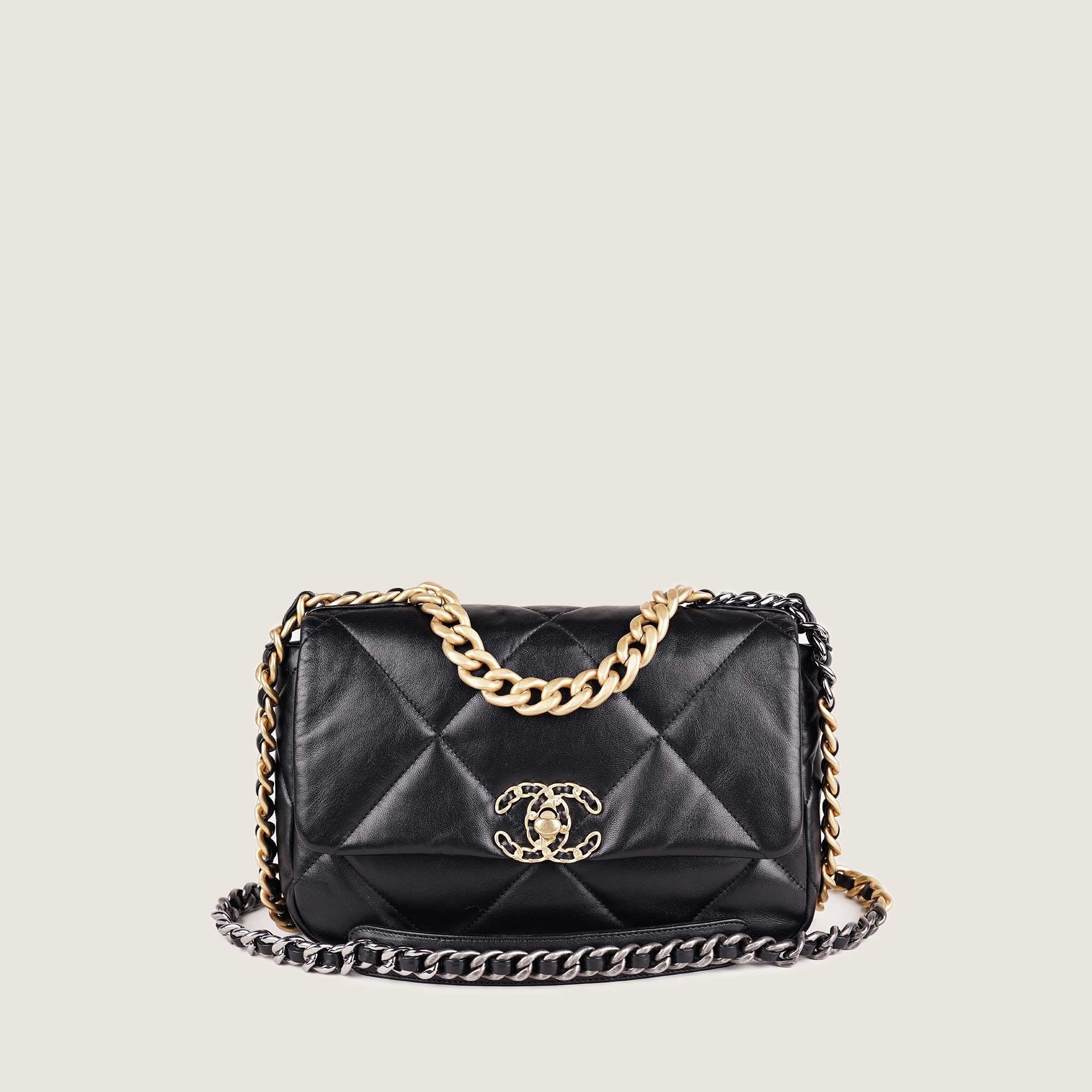 19 Small Flap
