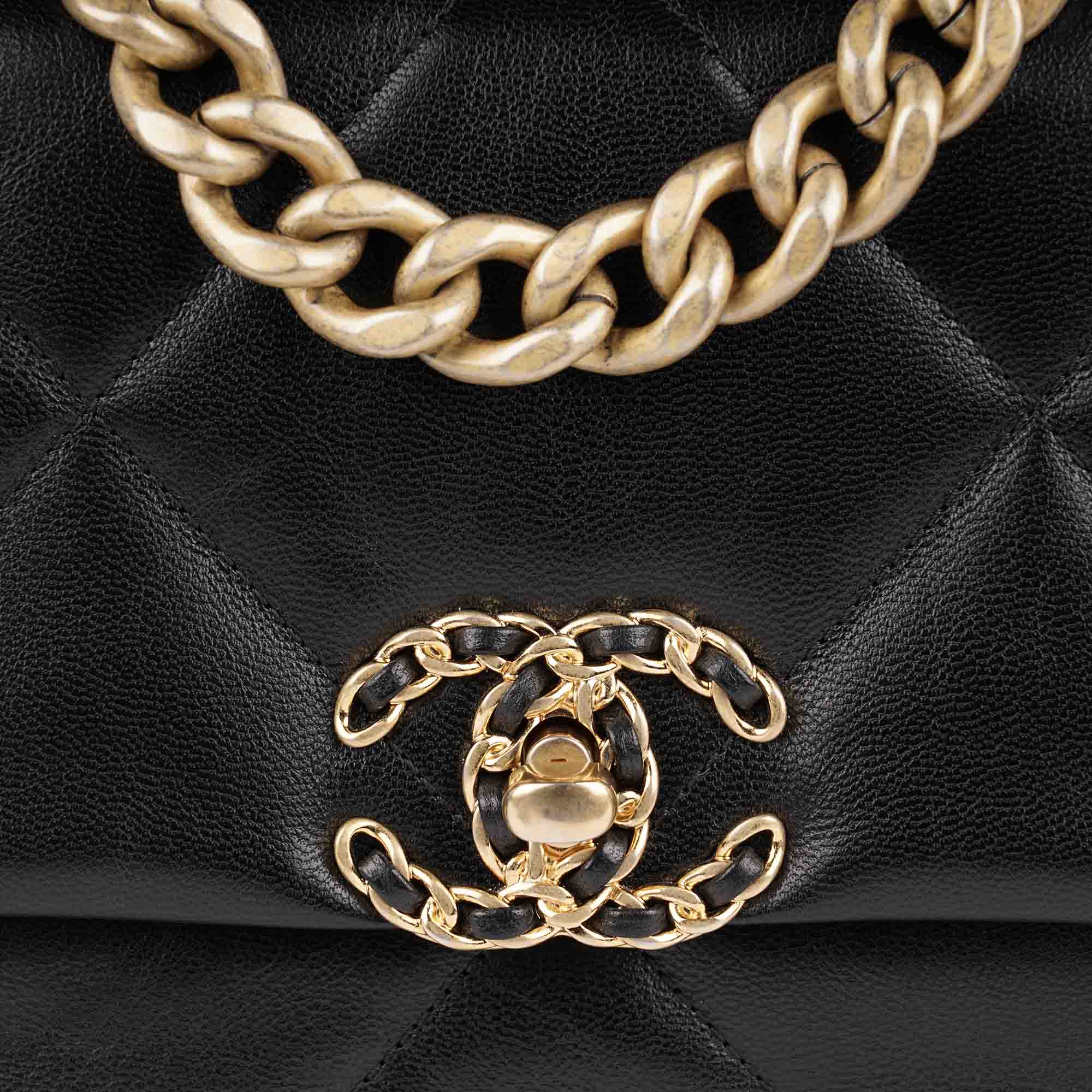 19 Small Flap Bag - Image 6