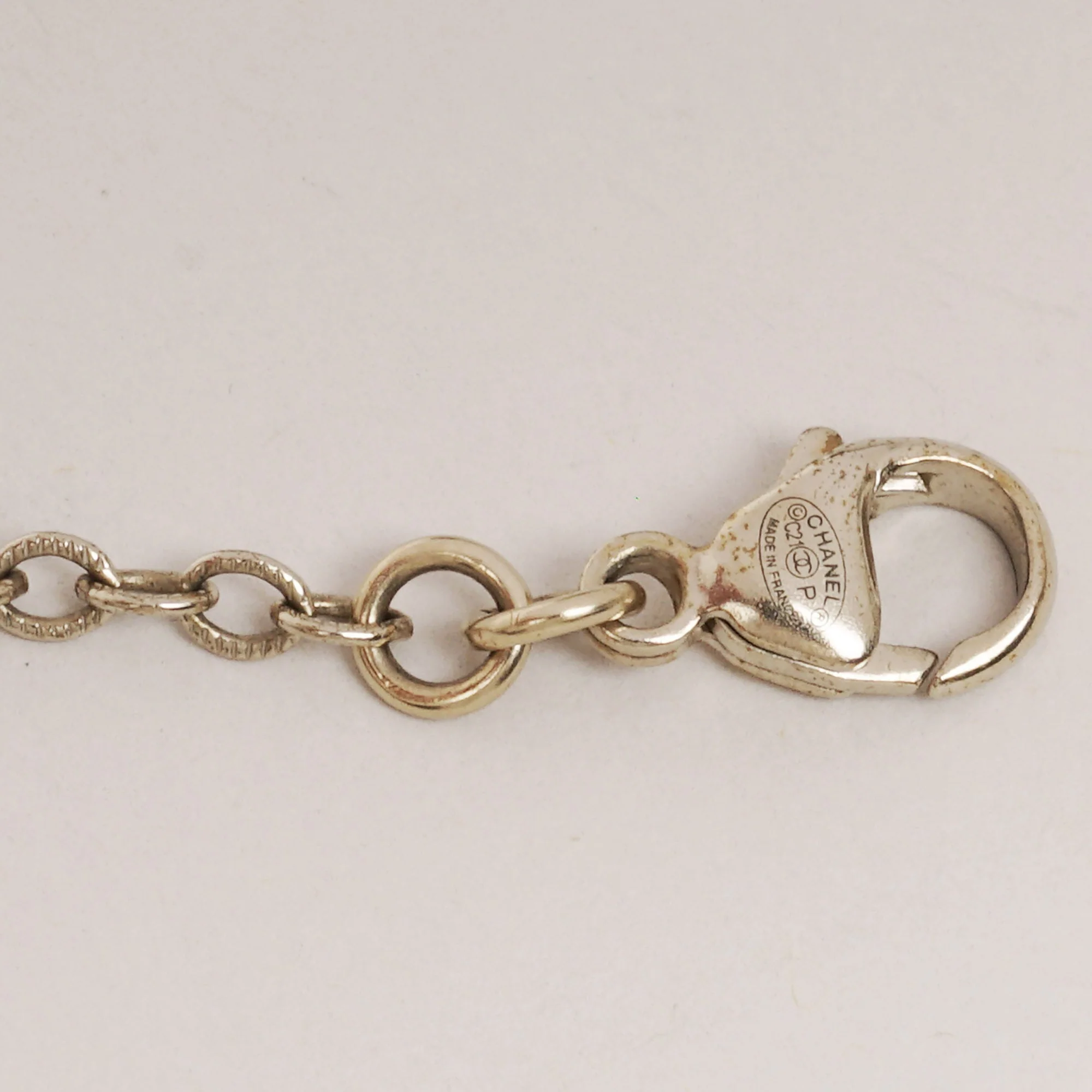 CC Pendant Chain Bracelet - Image 5