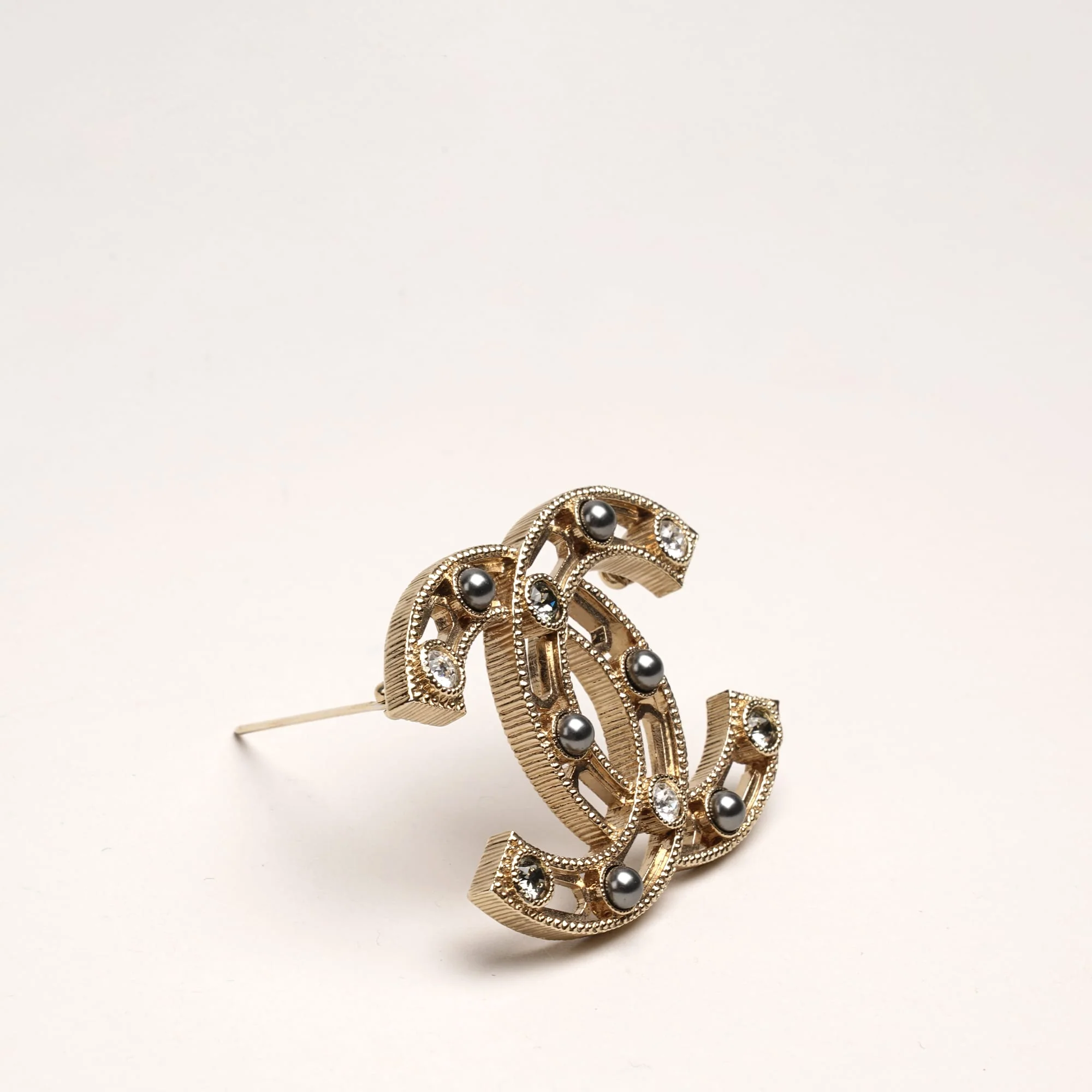 CC Crystal Brooch - Image 4
