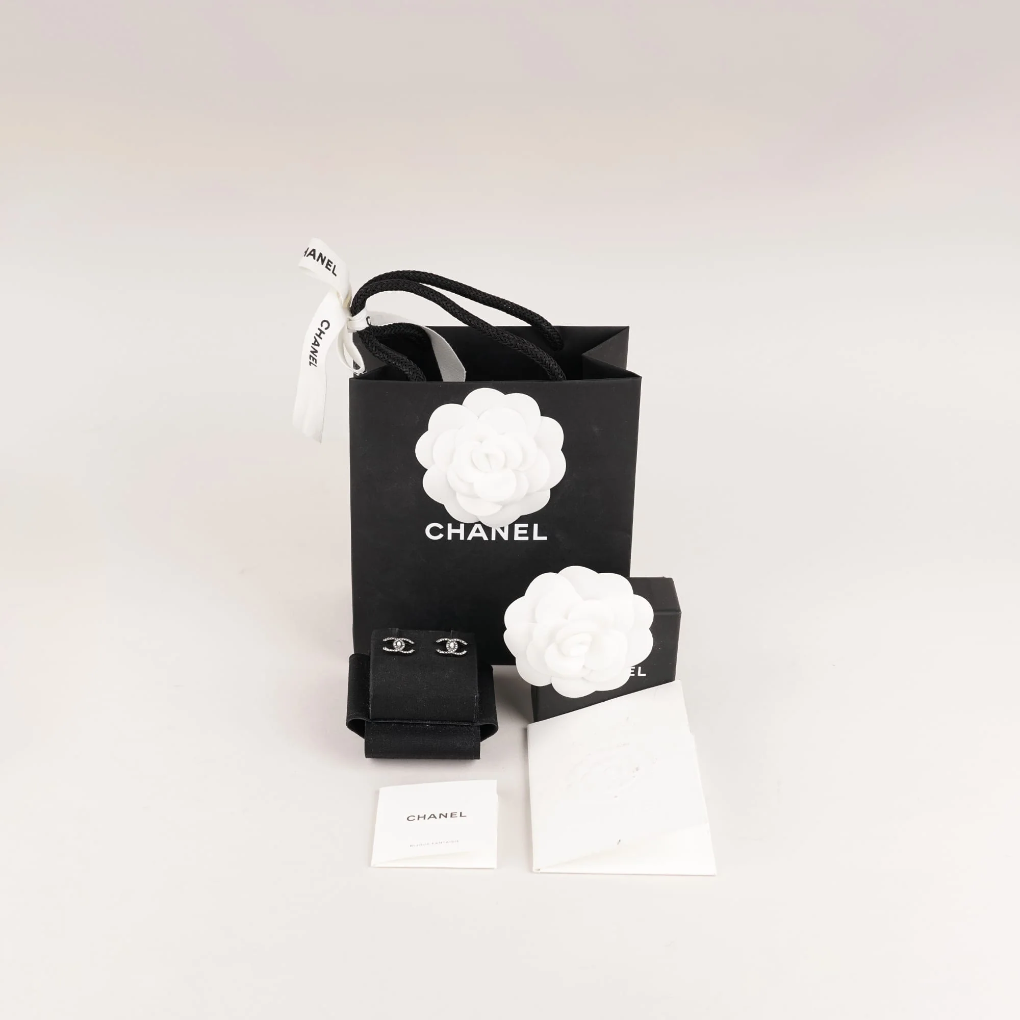 Chanel CC Crystal Earrings - Image 5