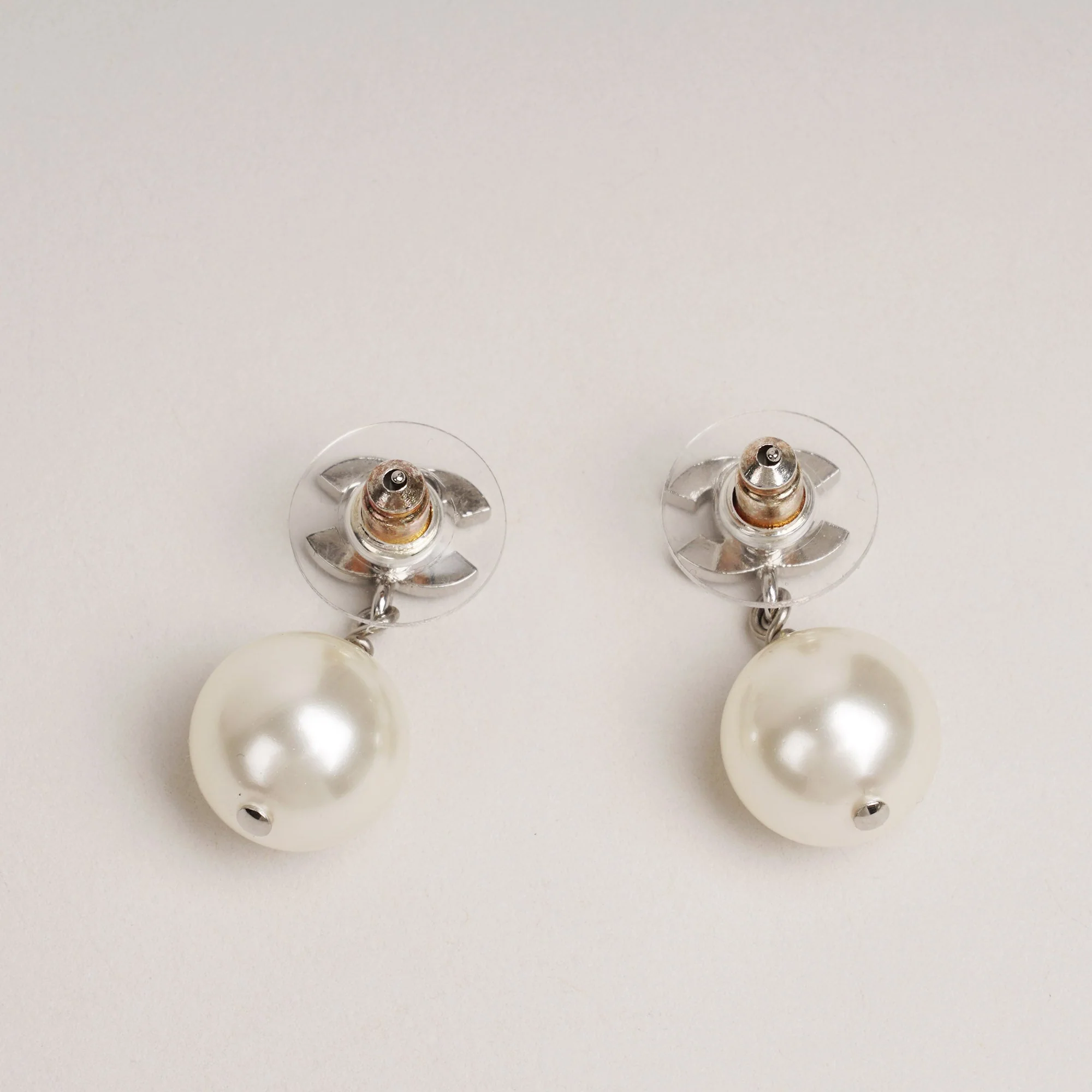 Chanel CC Drop Earrings - Image 3