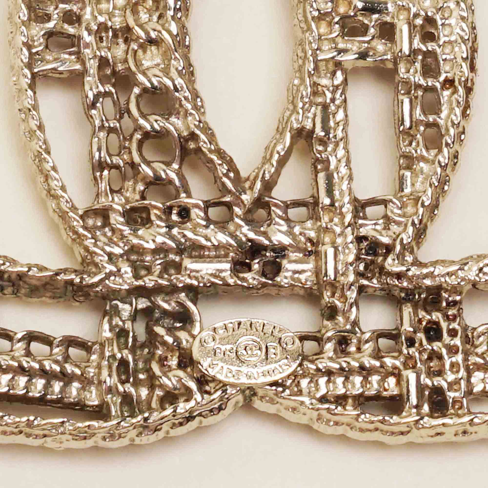 Chain Brooch Gold Tone - Image 4