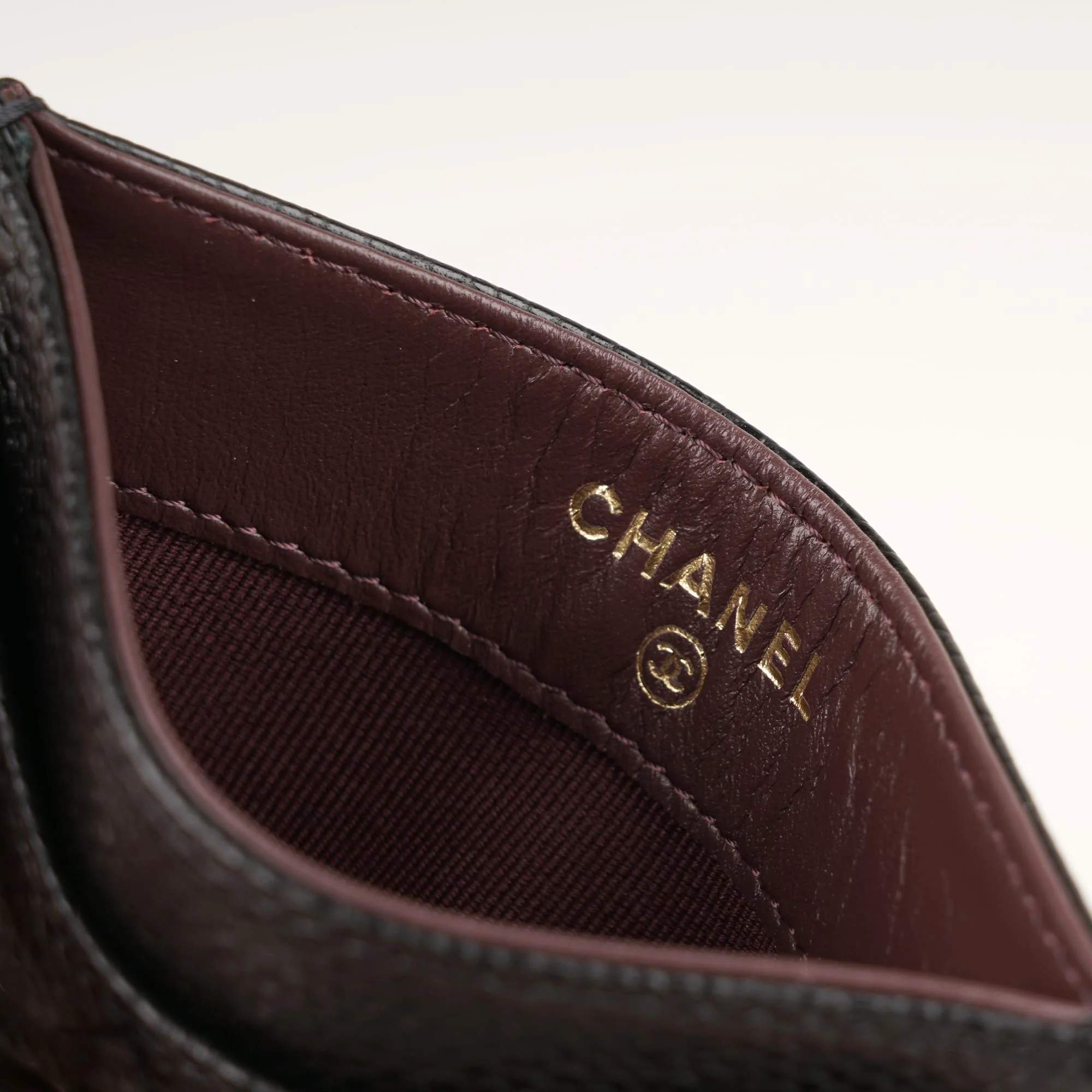 Classic Card Holder - Image 4