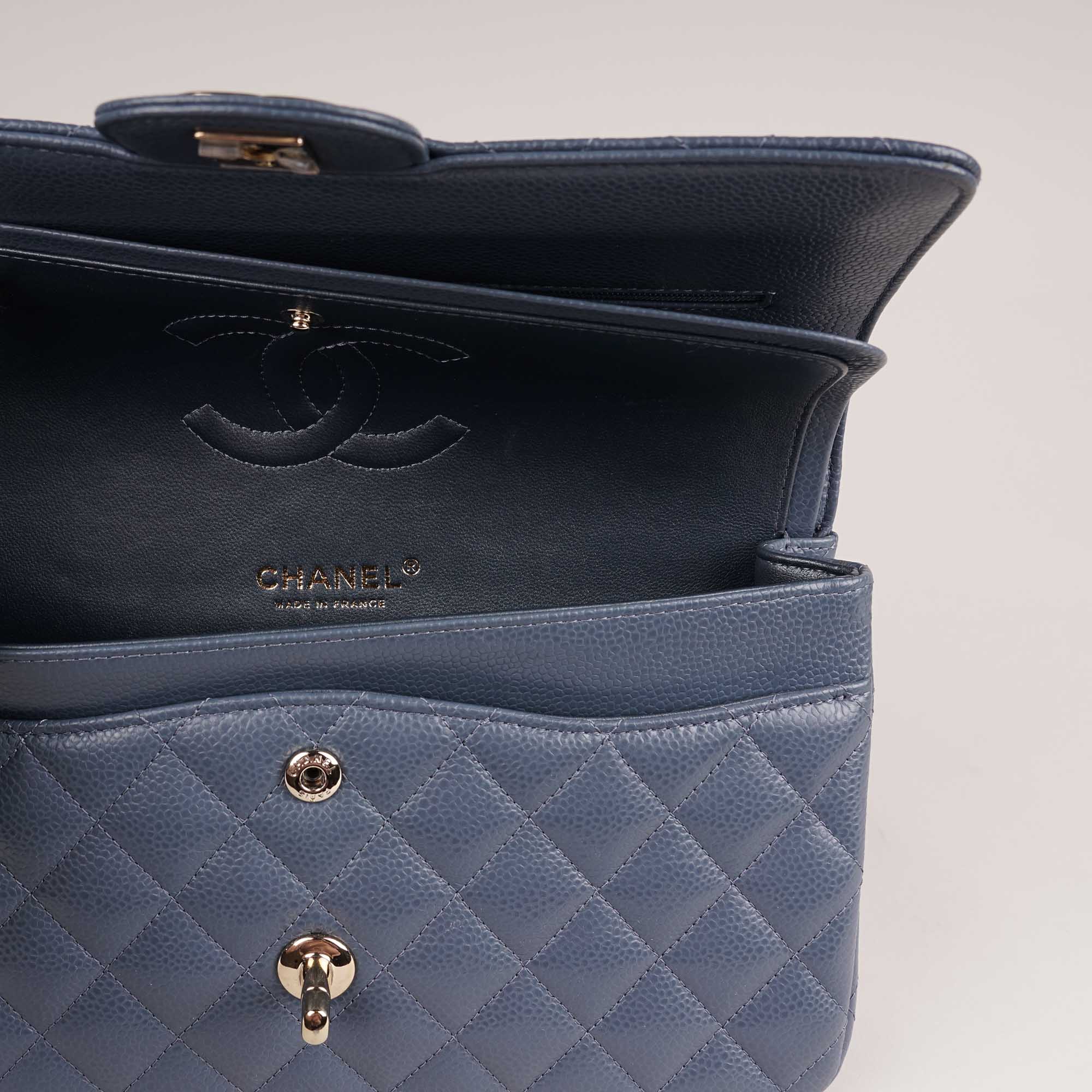 Classic Medium Double Flap Bag 2024 - Image 8