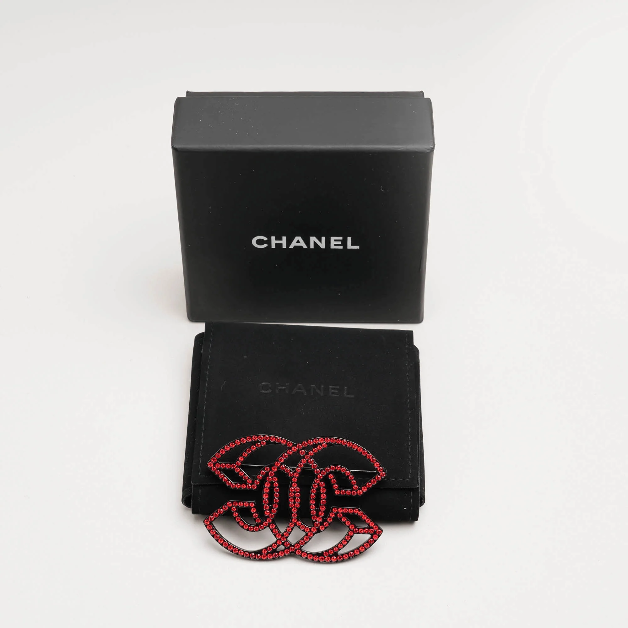 Large CC Pin Brooch - Image 5