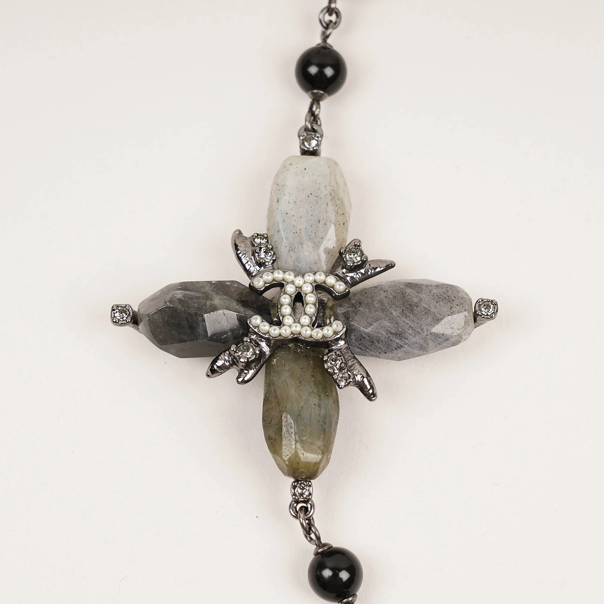 Multicolor Faux Stone Necklace - Image 4