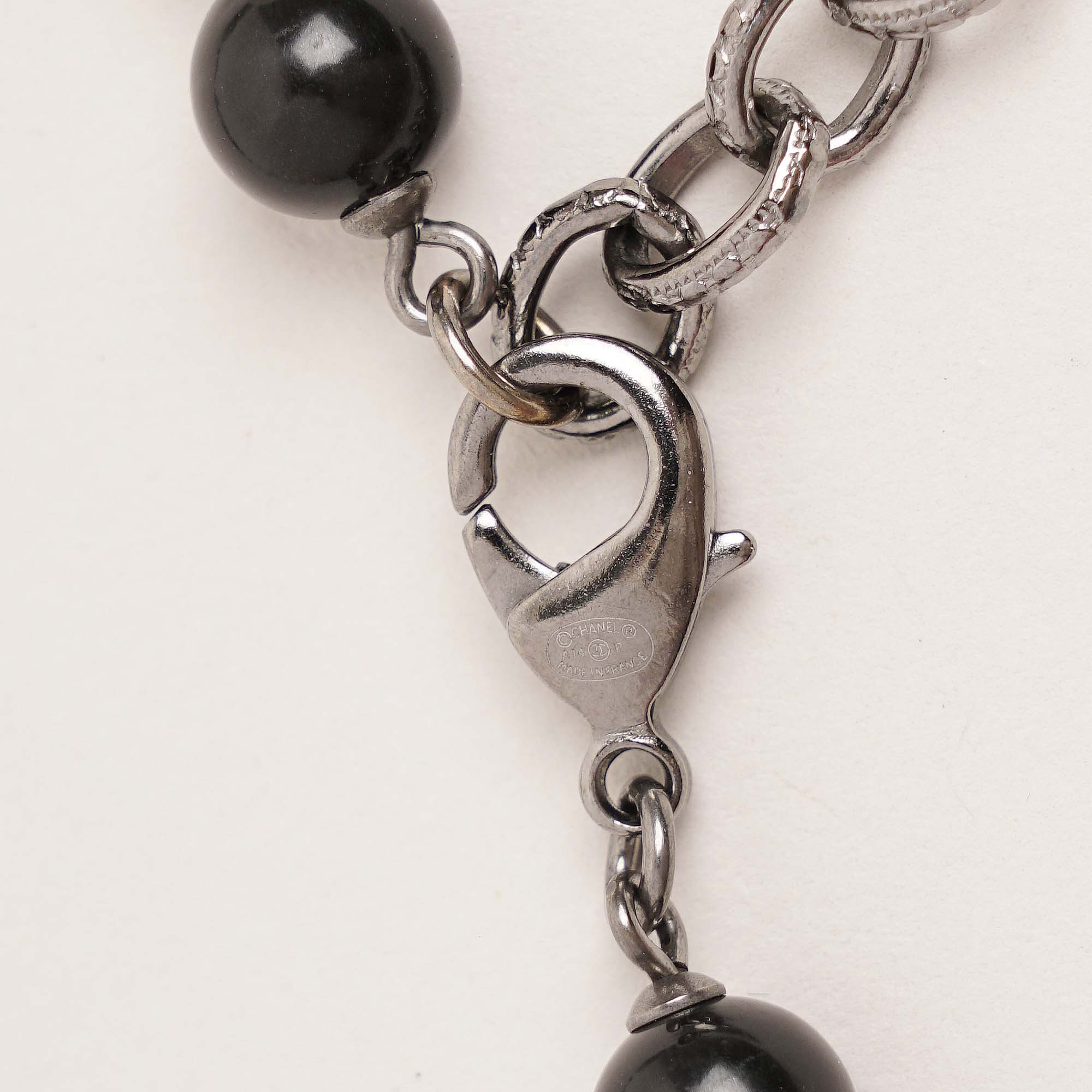Multicolor Faux Stone Necklace - Image 8
