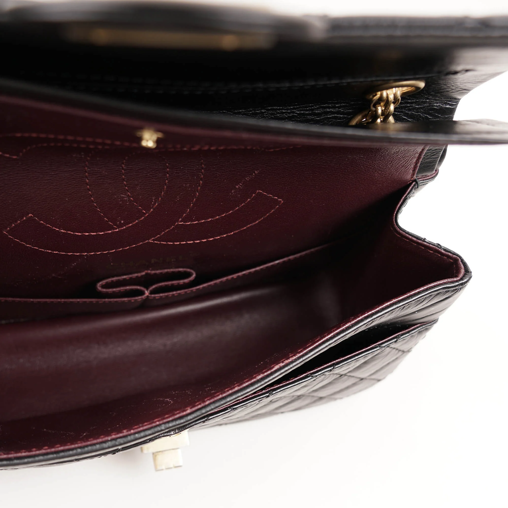 Small Reissue 2.55 Shoulder Bag - Image 11