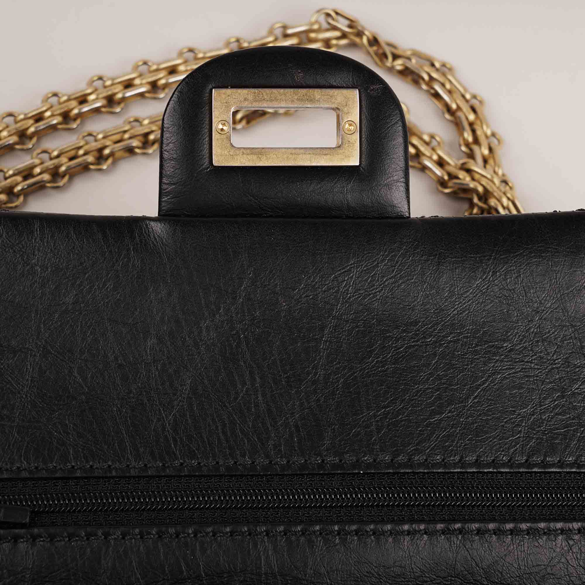 Small Reissue 2.55 Shoulder Bag - Image 12