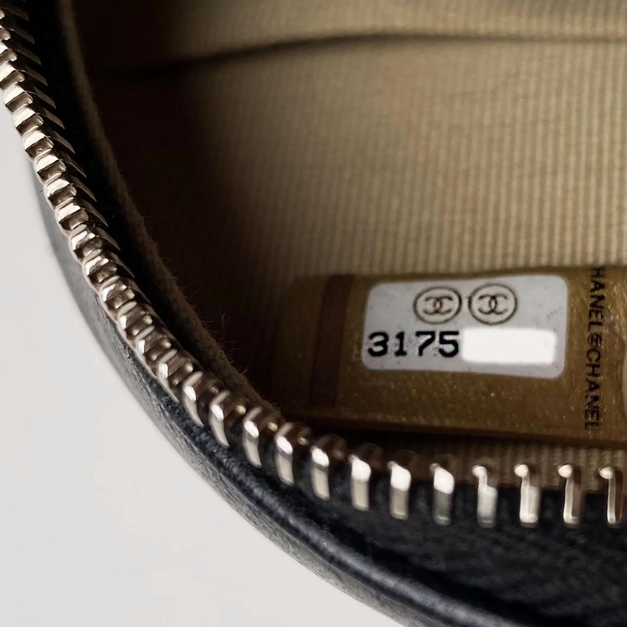 Chanel Round Pearl Crush Shoulder Bag - Image 12