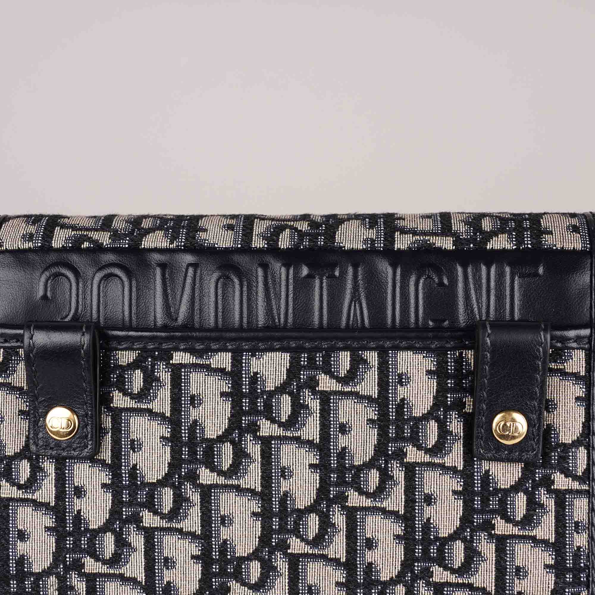 2in1 Montaigne 30 Pouch - Image 12