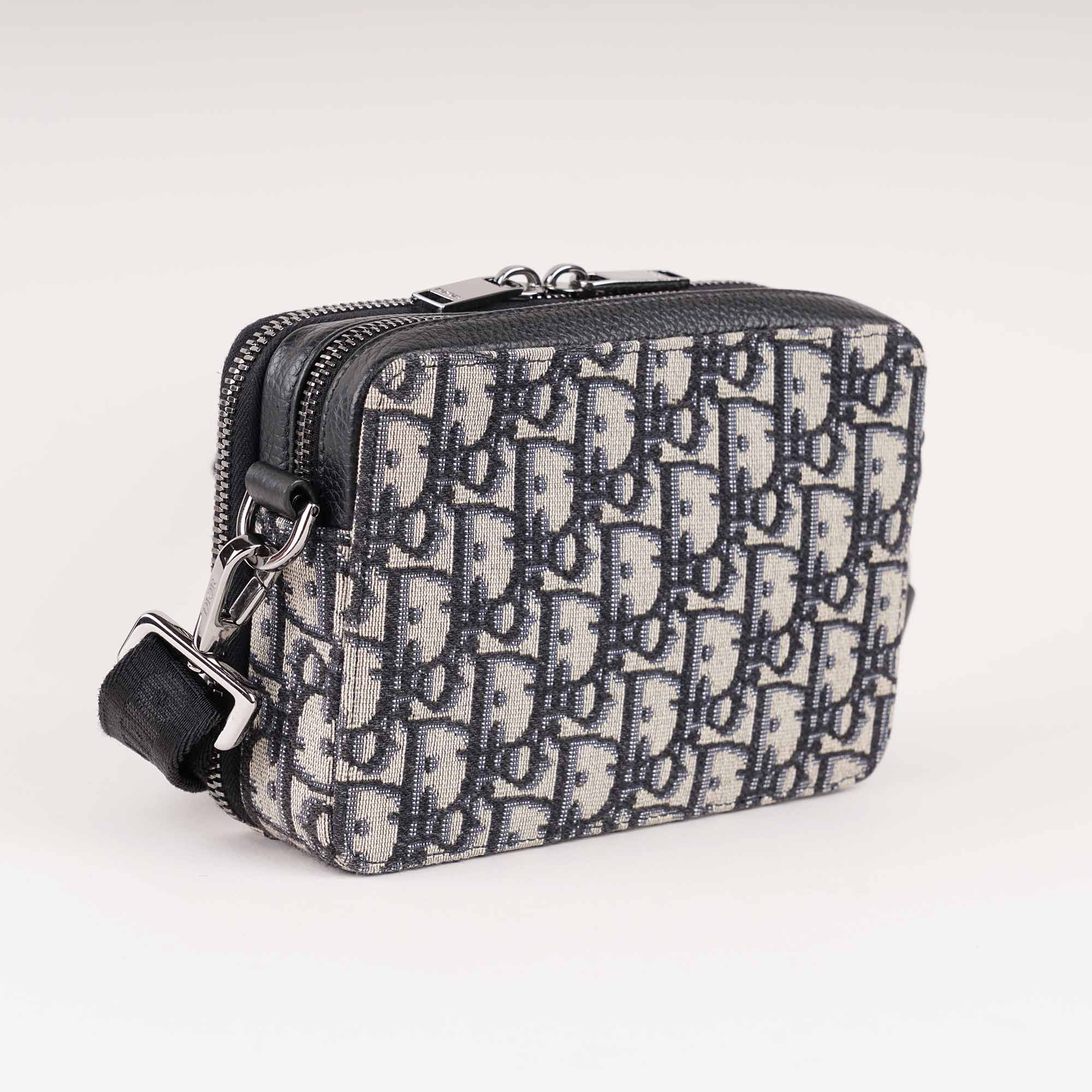 Pouch on Strap - Image 3