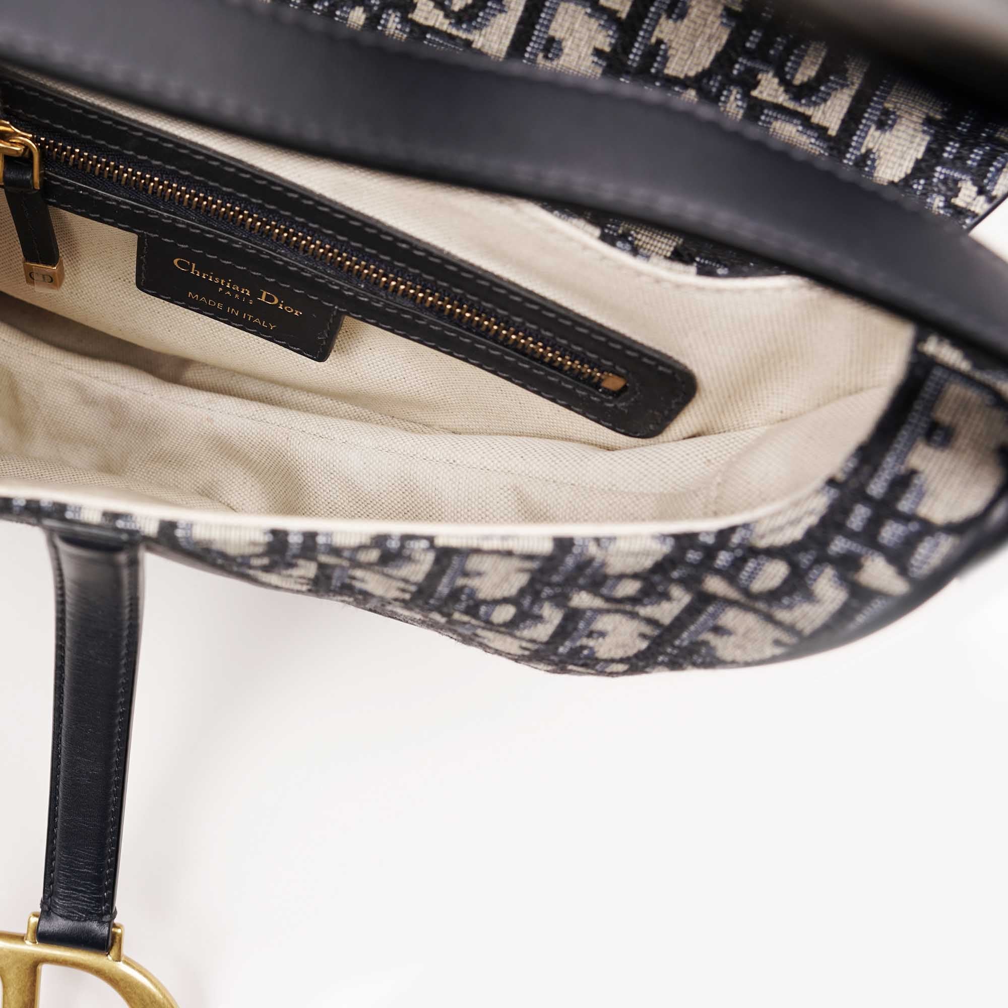 Saddle Bag with Strap - Image 9