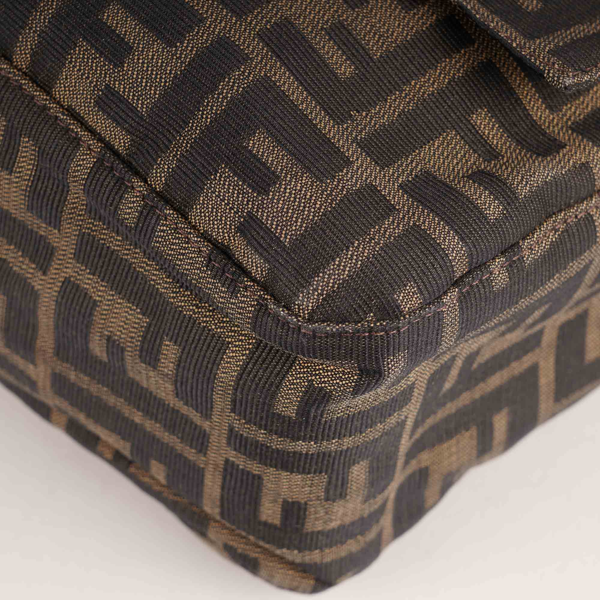 Large Mama Baguette Shoulder Bag - Image 13