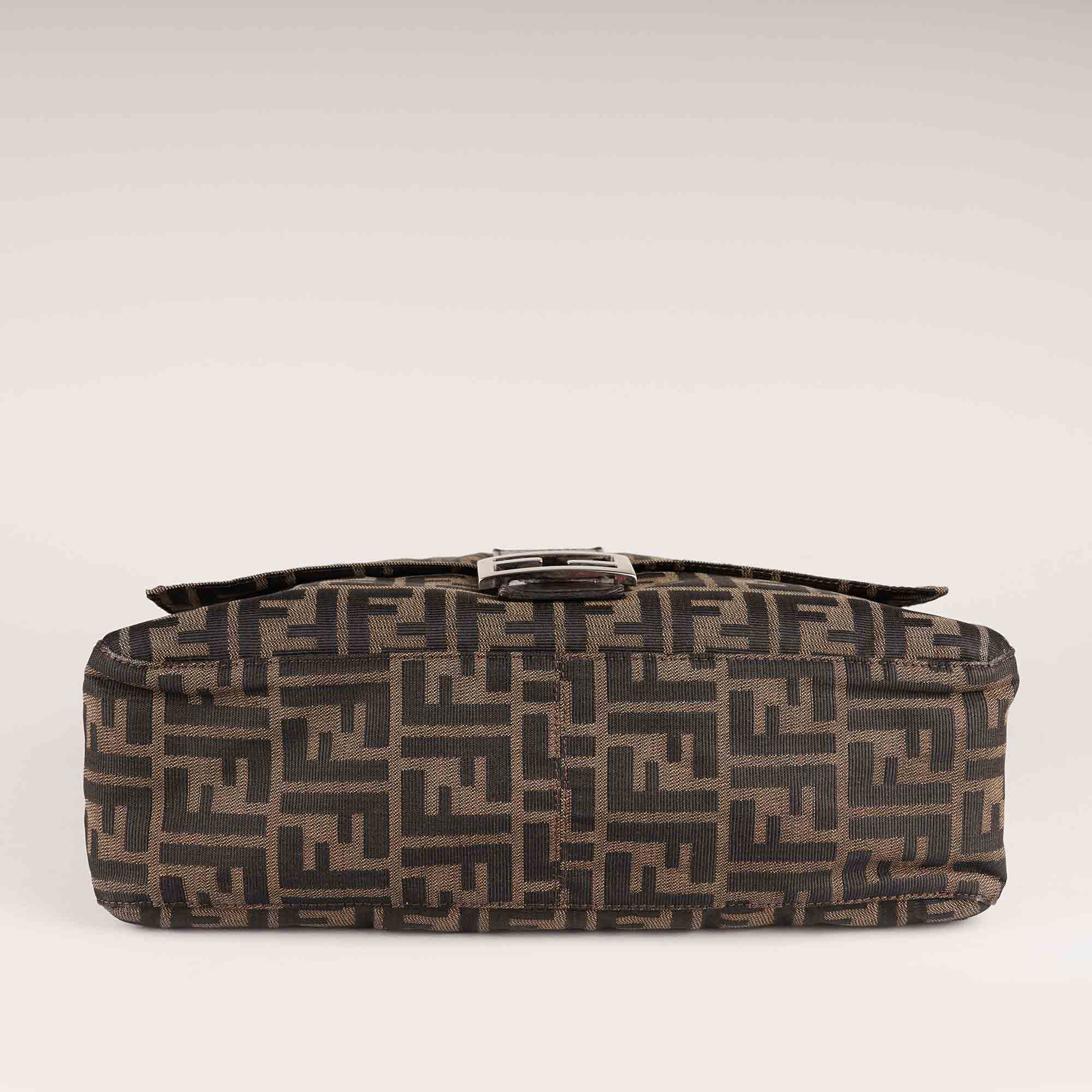Large Mama Baguette Shoulder Bag - Image 5