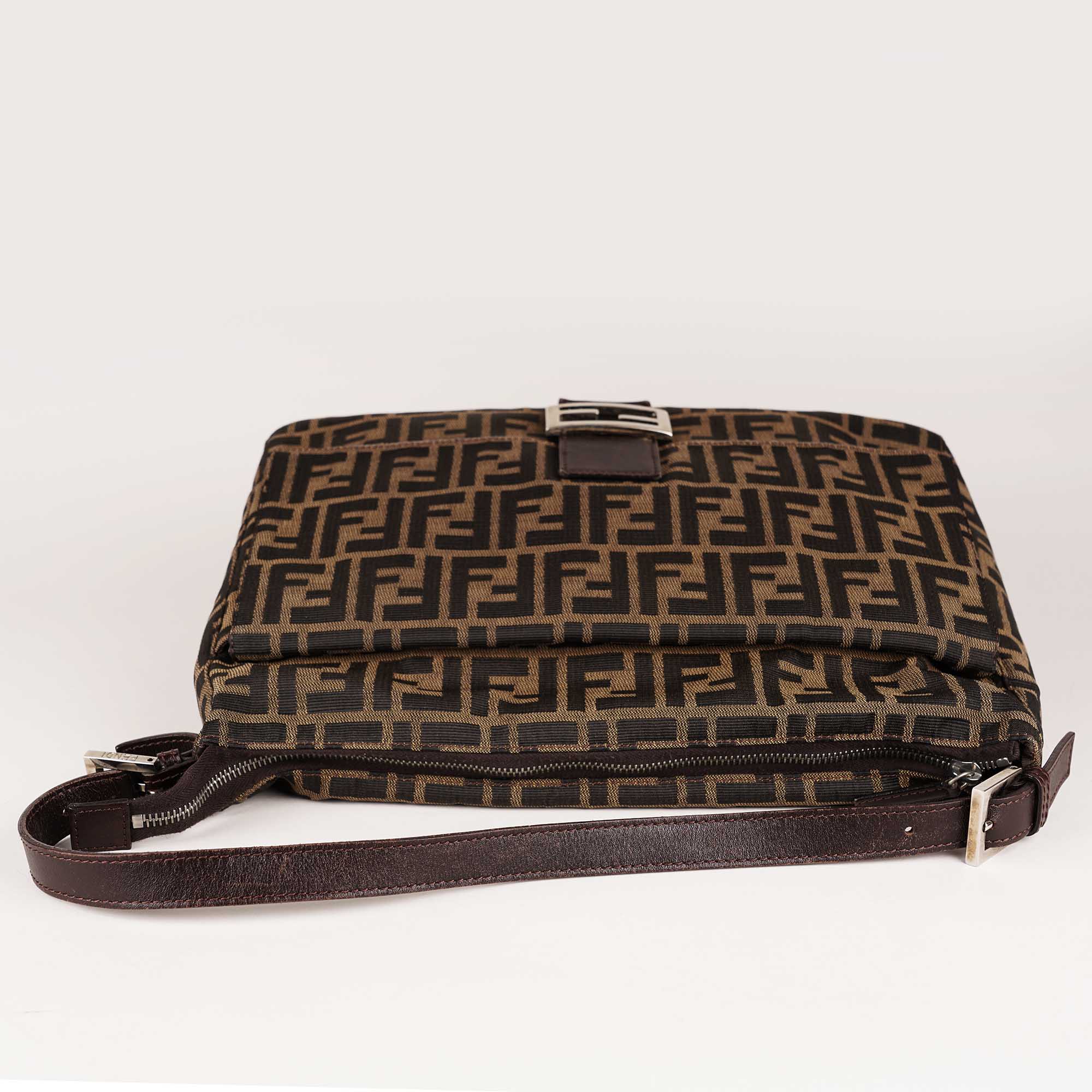 Large Mama Baguette Shoulder Bag - Image 6