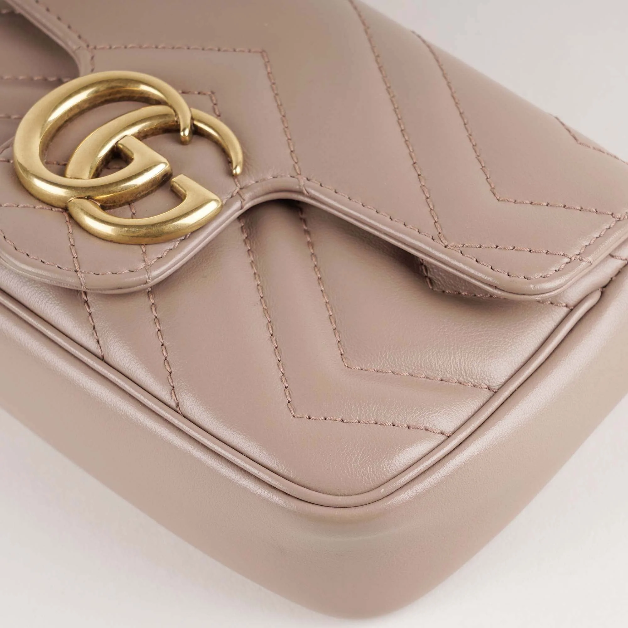 Marmont Mini Shoulder Bag - Image 12