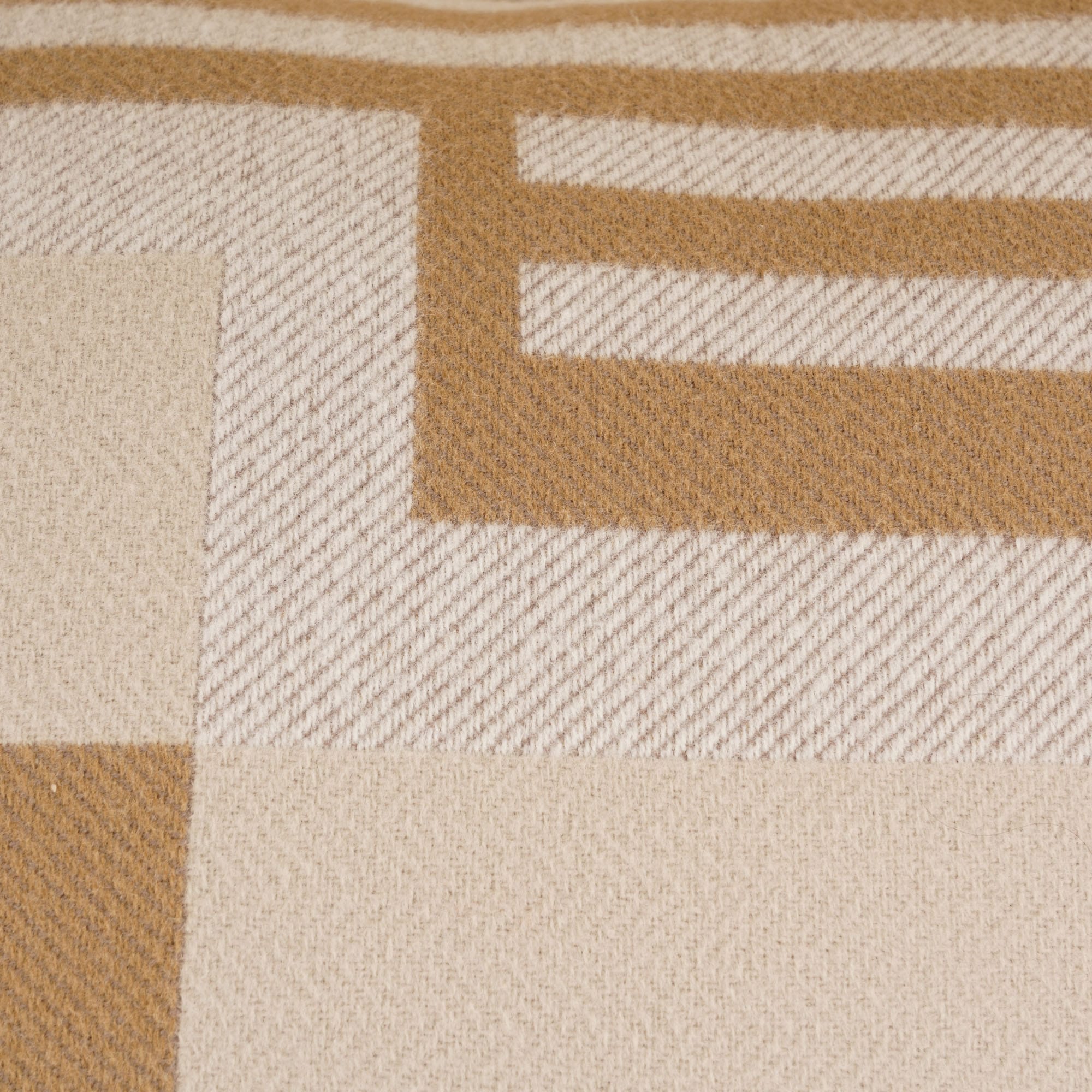 Ithaque Pillow - Image 4