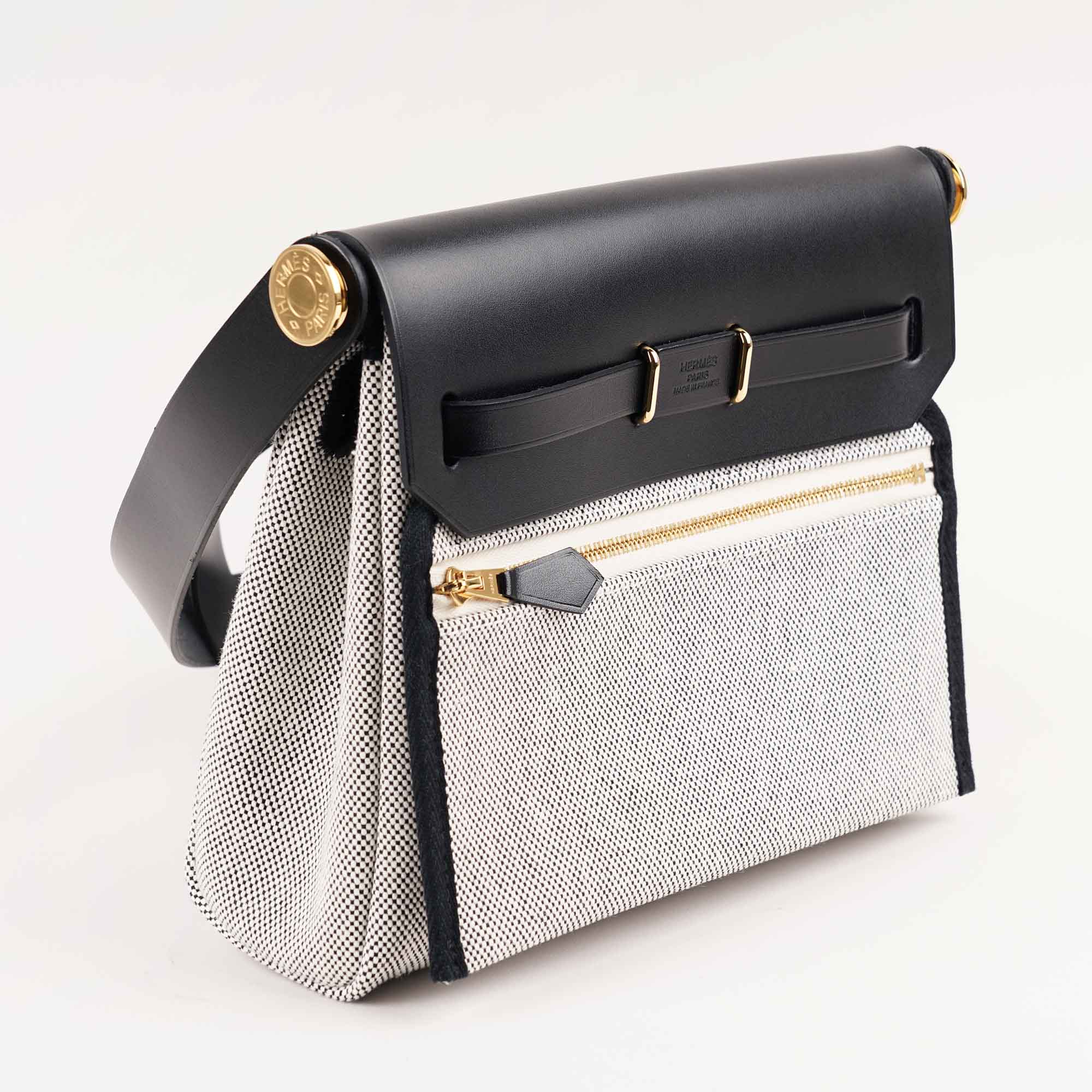 Mini Herbag Zip 20 Black - Image 4