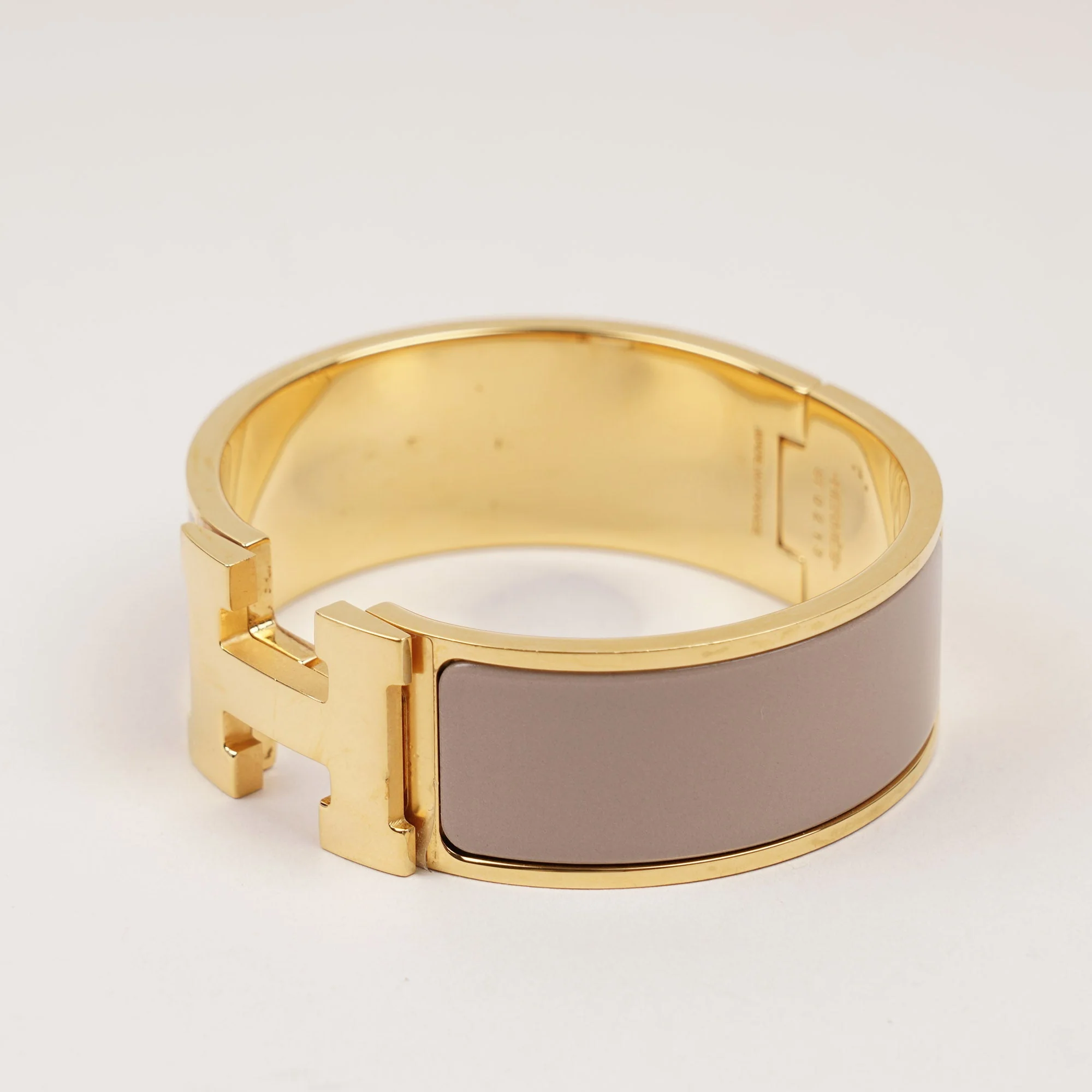 Wide Clic H Bracelet - Image 3