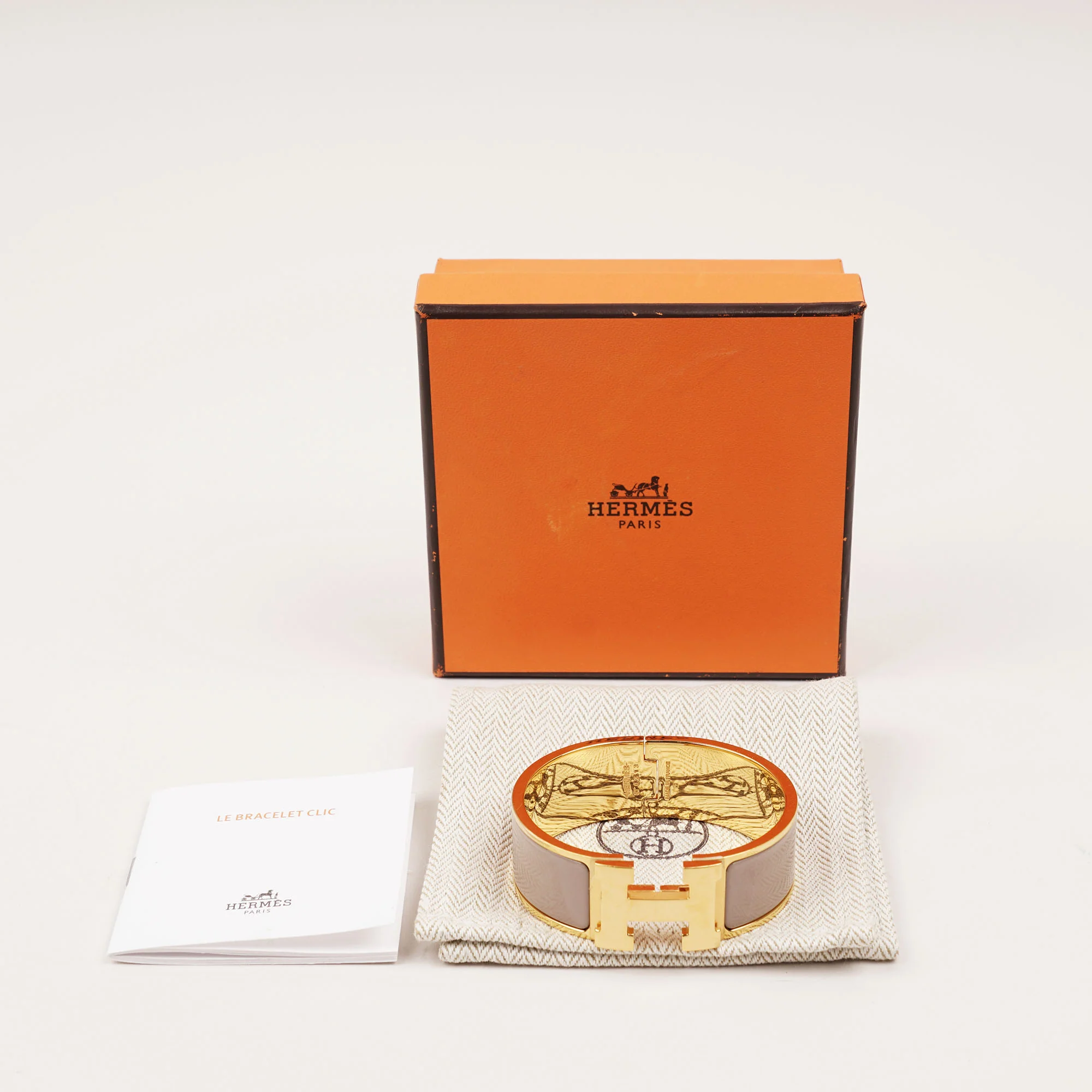 Wide Clic H Bracelet - Image 6