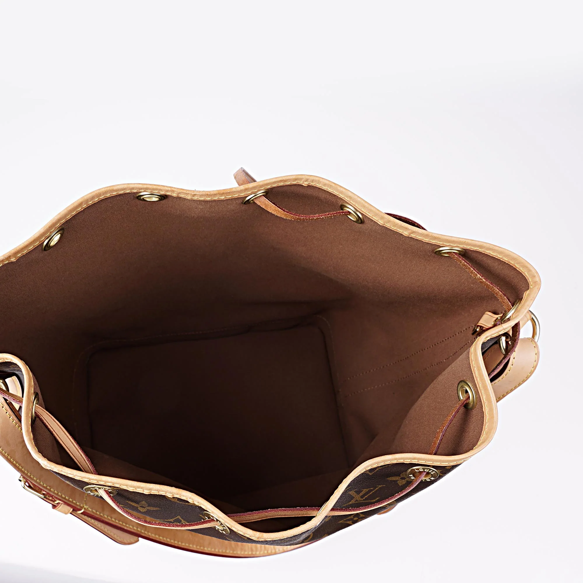 PRE-ORDER Large Noé Bucket Bag - Image 4