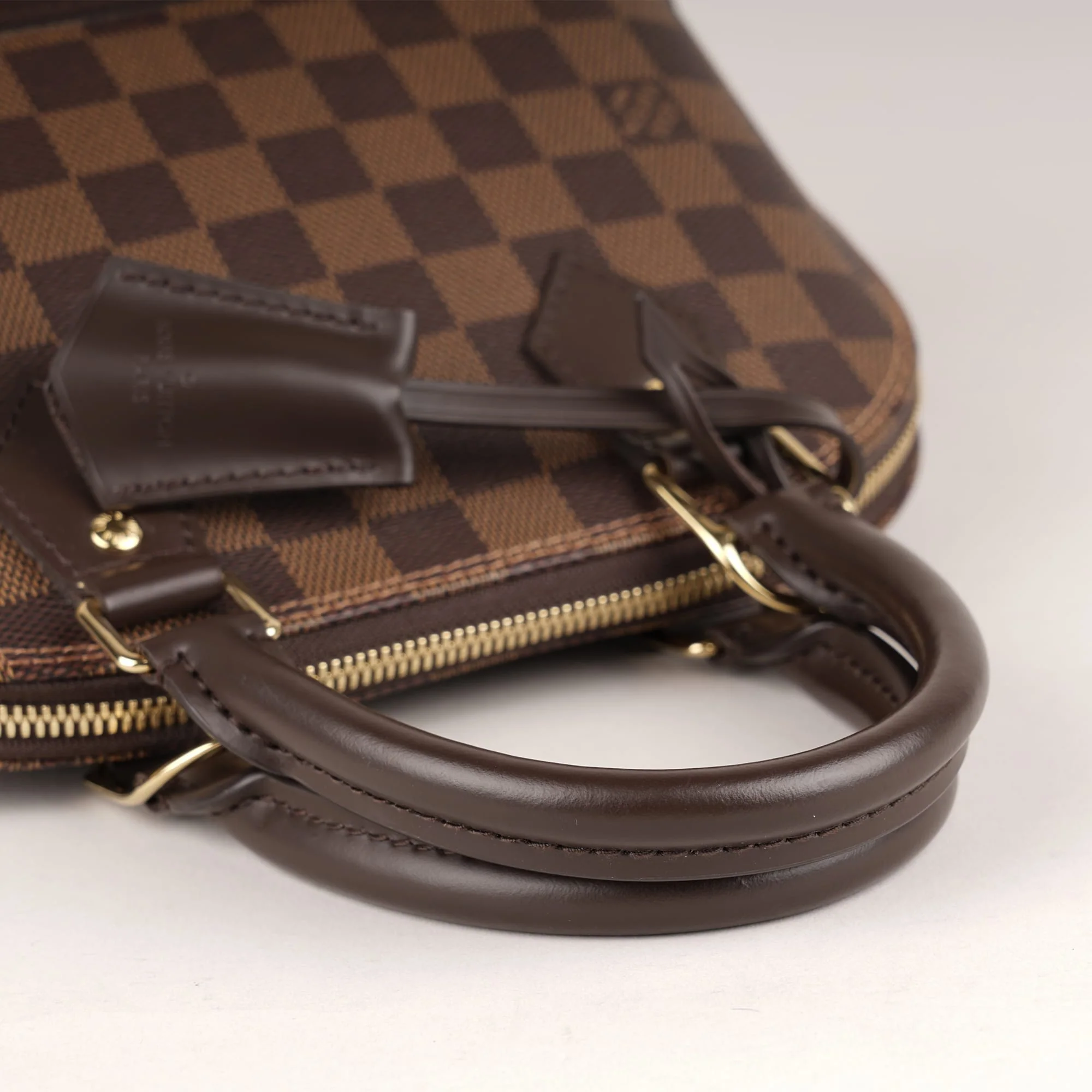 Alma BB Top Handle - Image 6
