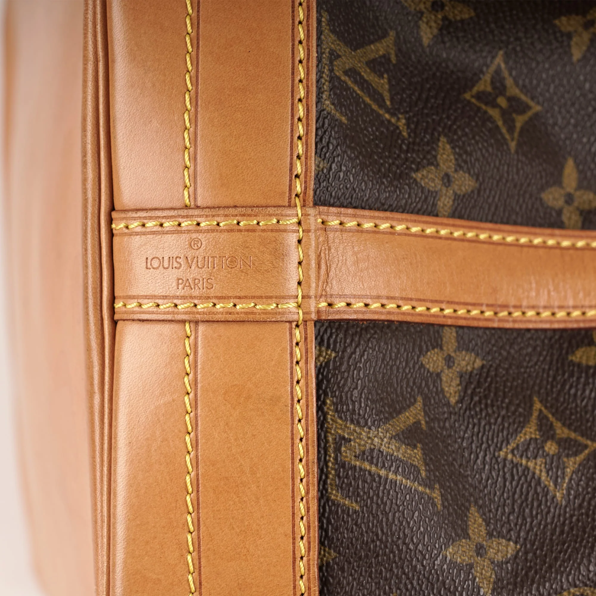 Large Noe Bucket Bag - Image 6
