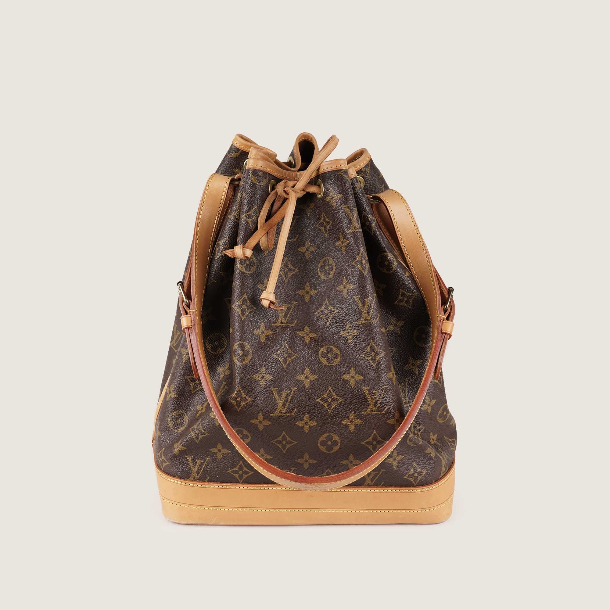 Large Noé Bucket Bag