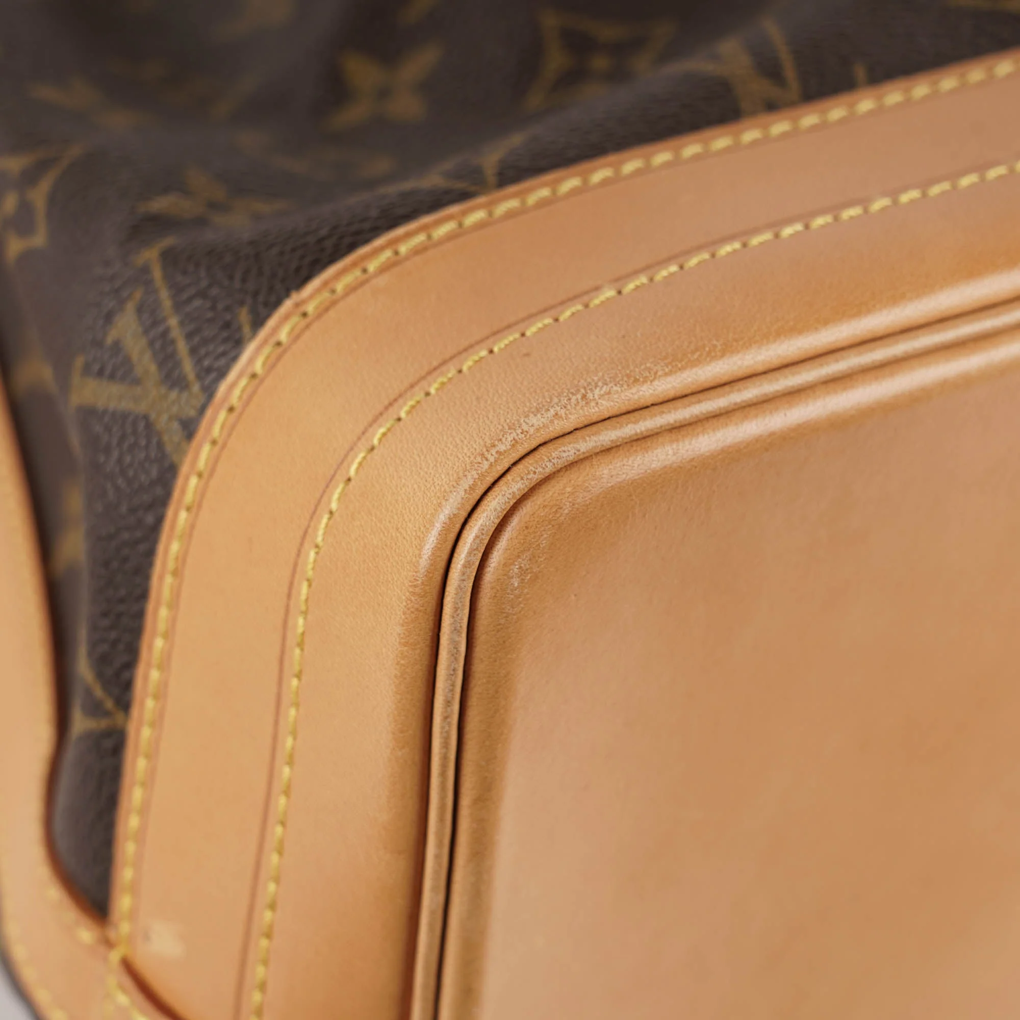 Large Noé Bucket Bag - Image 13