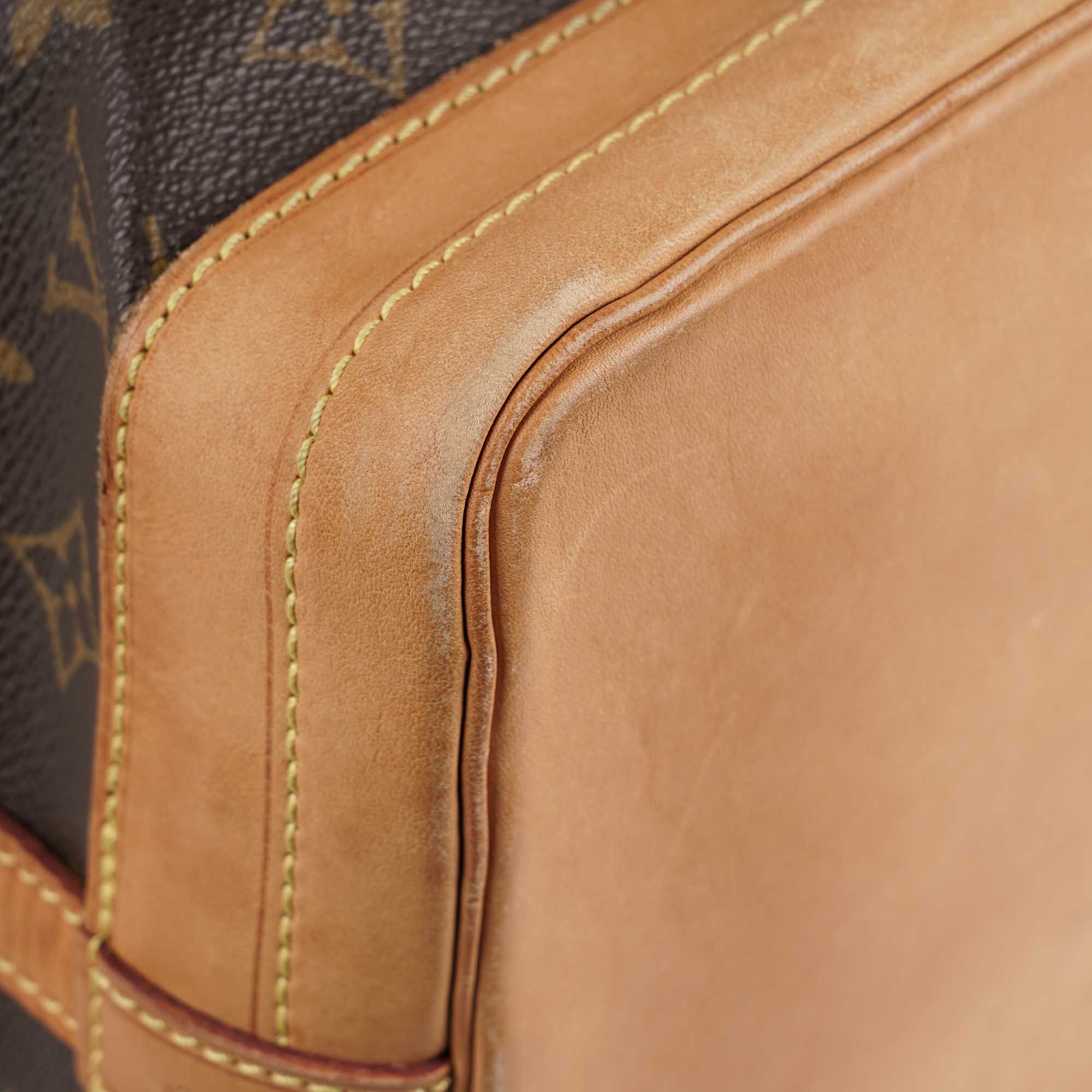 Large Noé Bucket Bag - Image 15