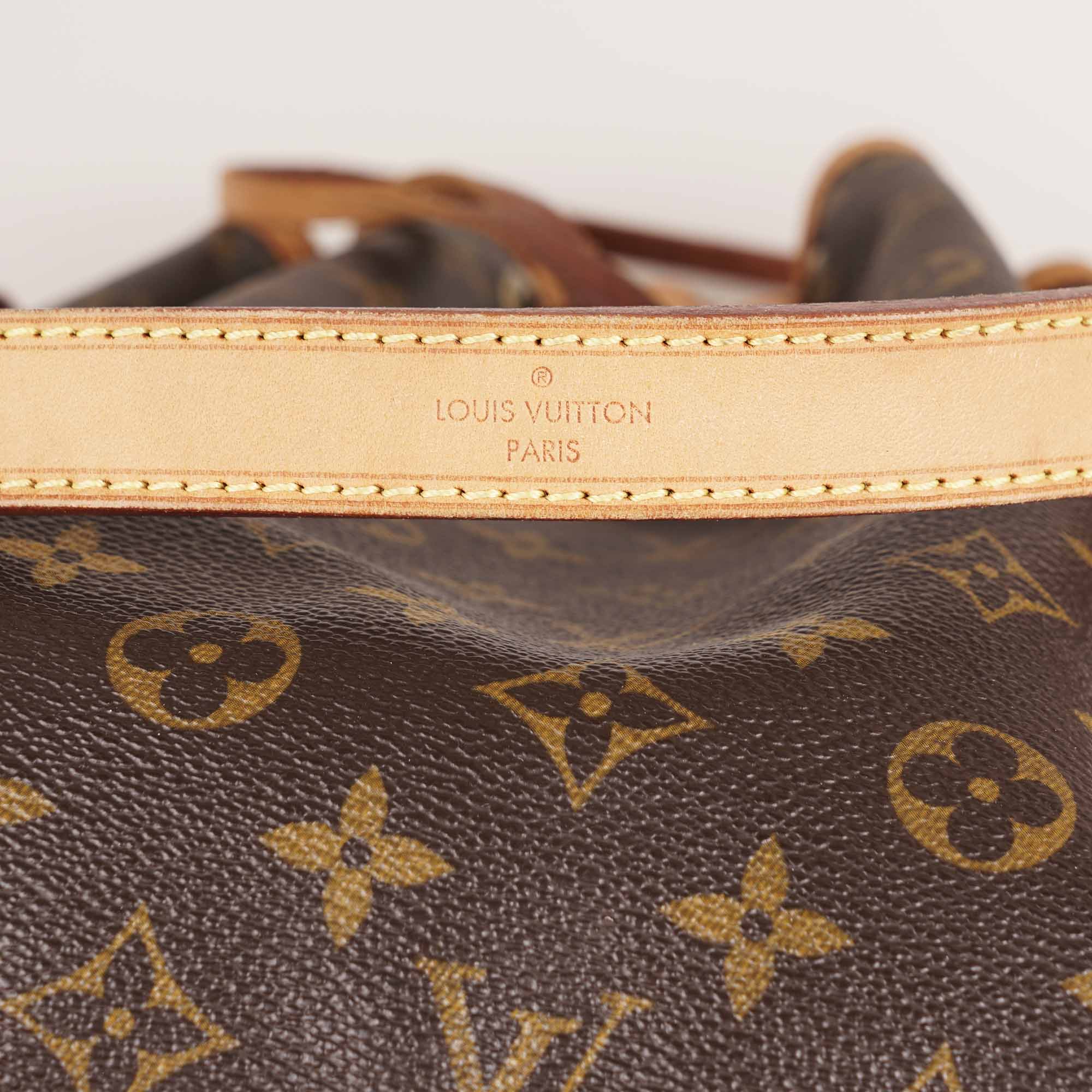 Large Noé Bucket Bag - Image 9