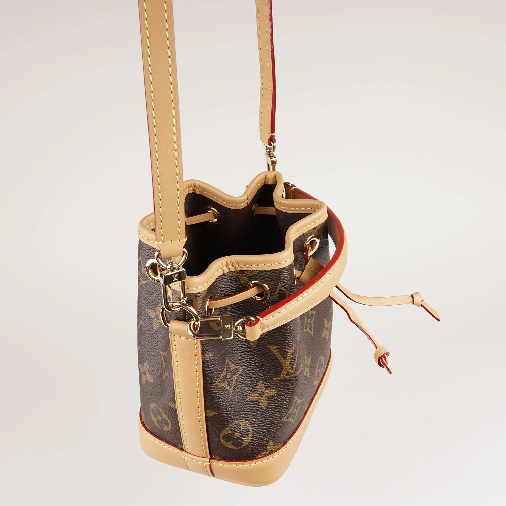 Nano Noé Bucket Bag - Image 3