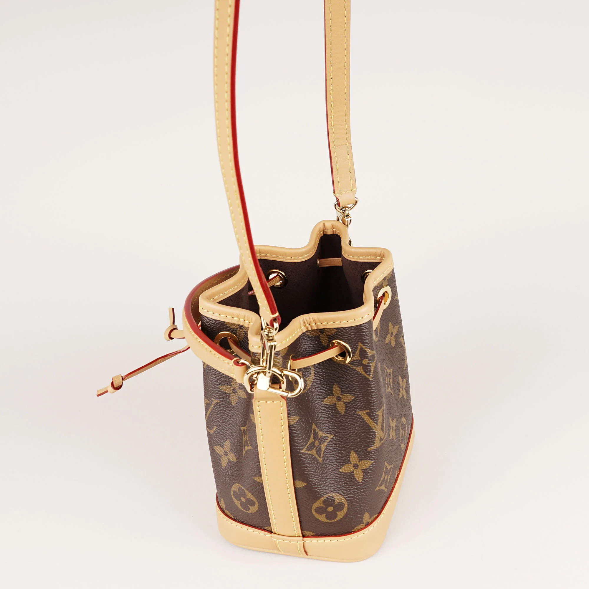Nano Noé Bucket Bag - Image 4