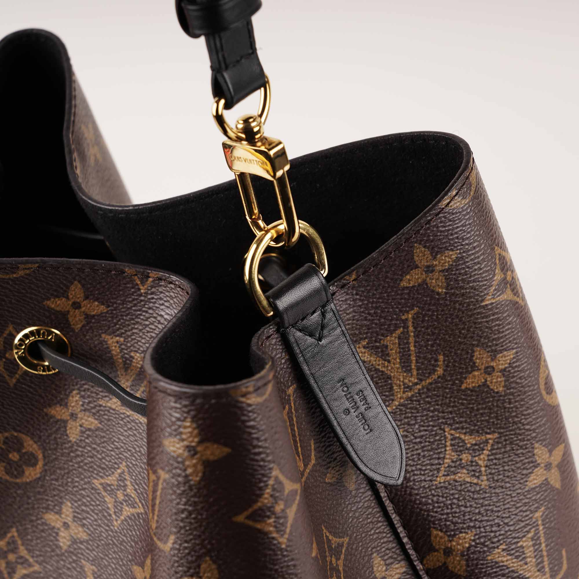 NéoNoé Bucket Bag - Image 6