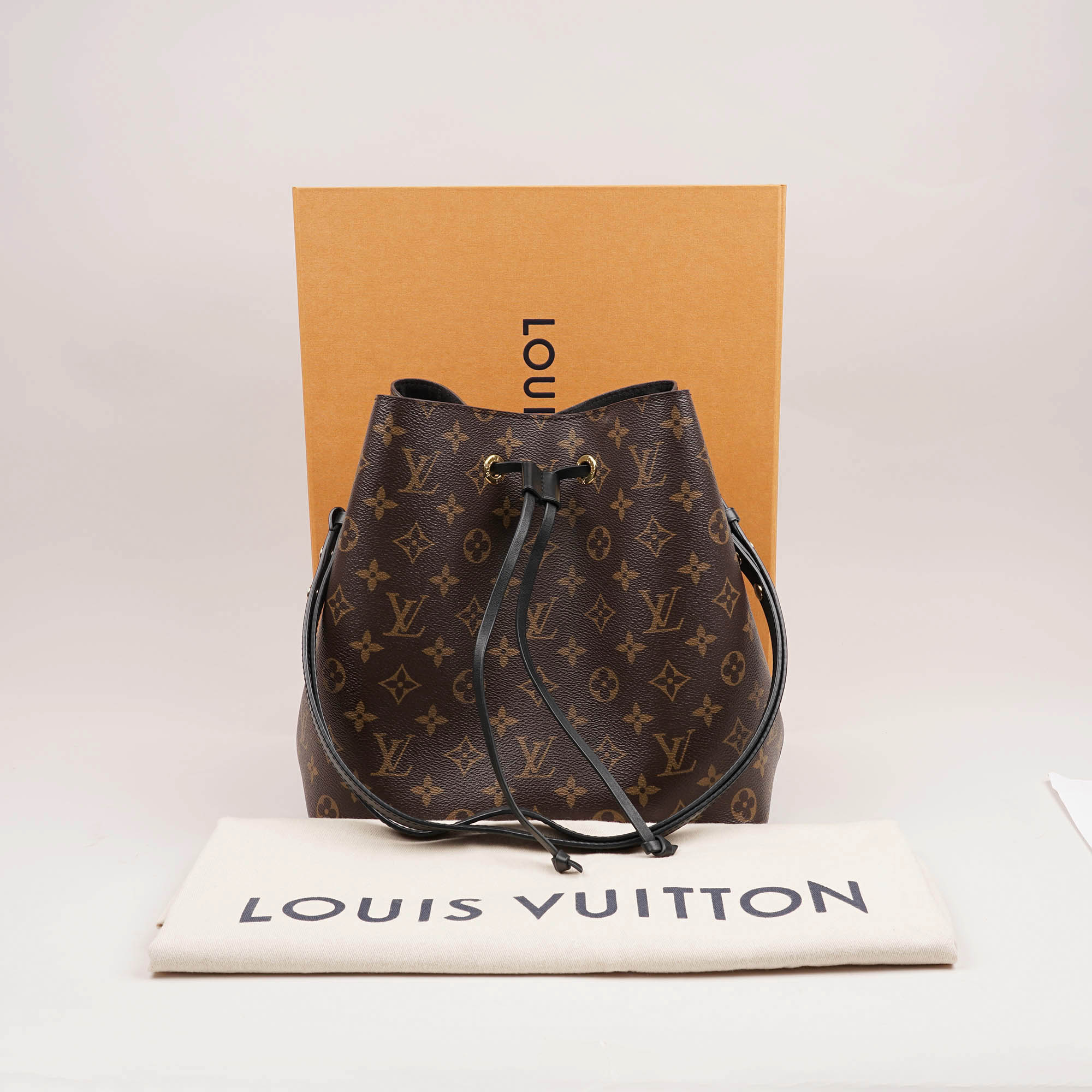 NéoNoé Bucket Bag - Image 9