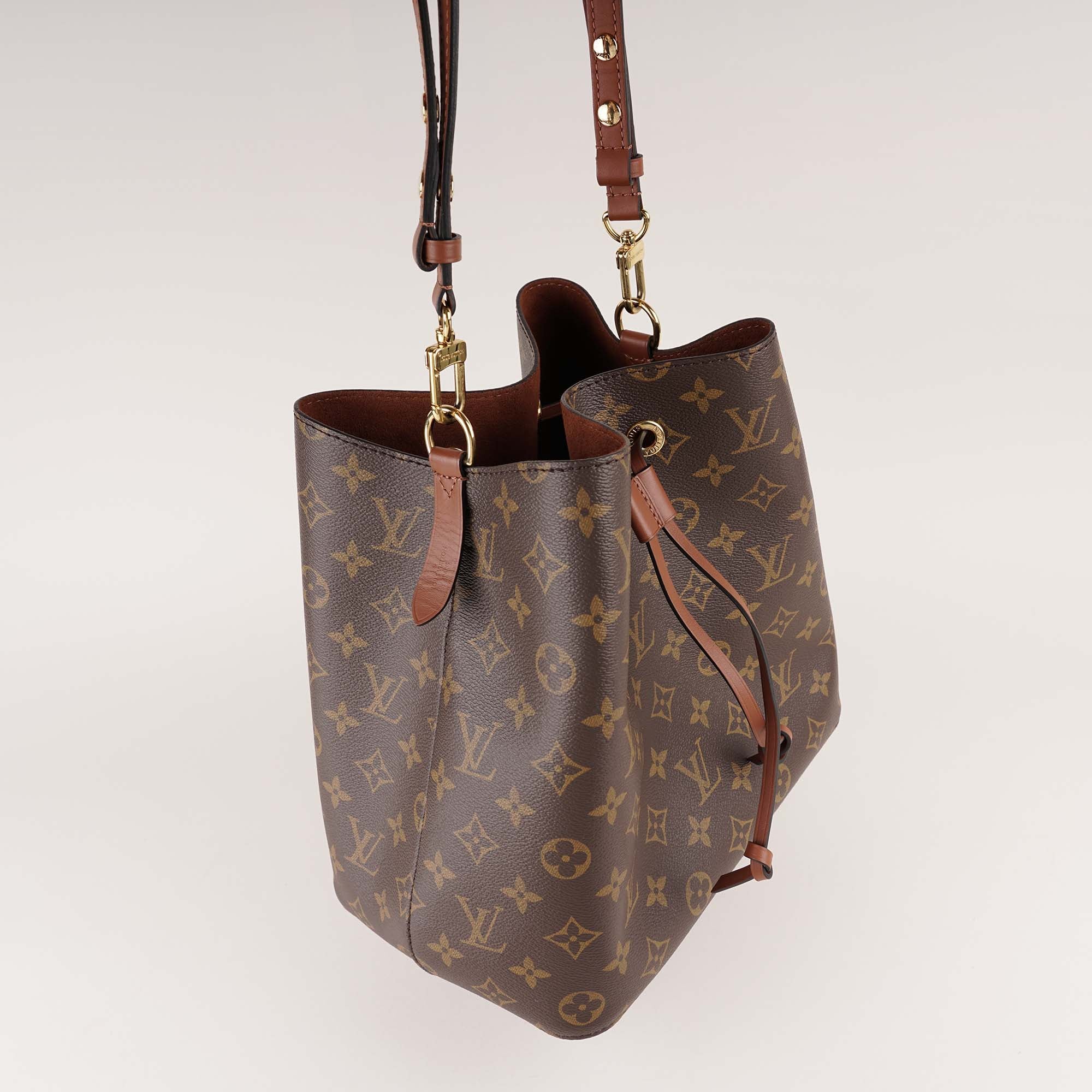 NéoNoé Bucket Bag - Image 5