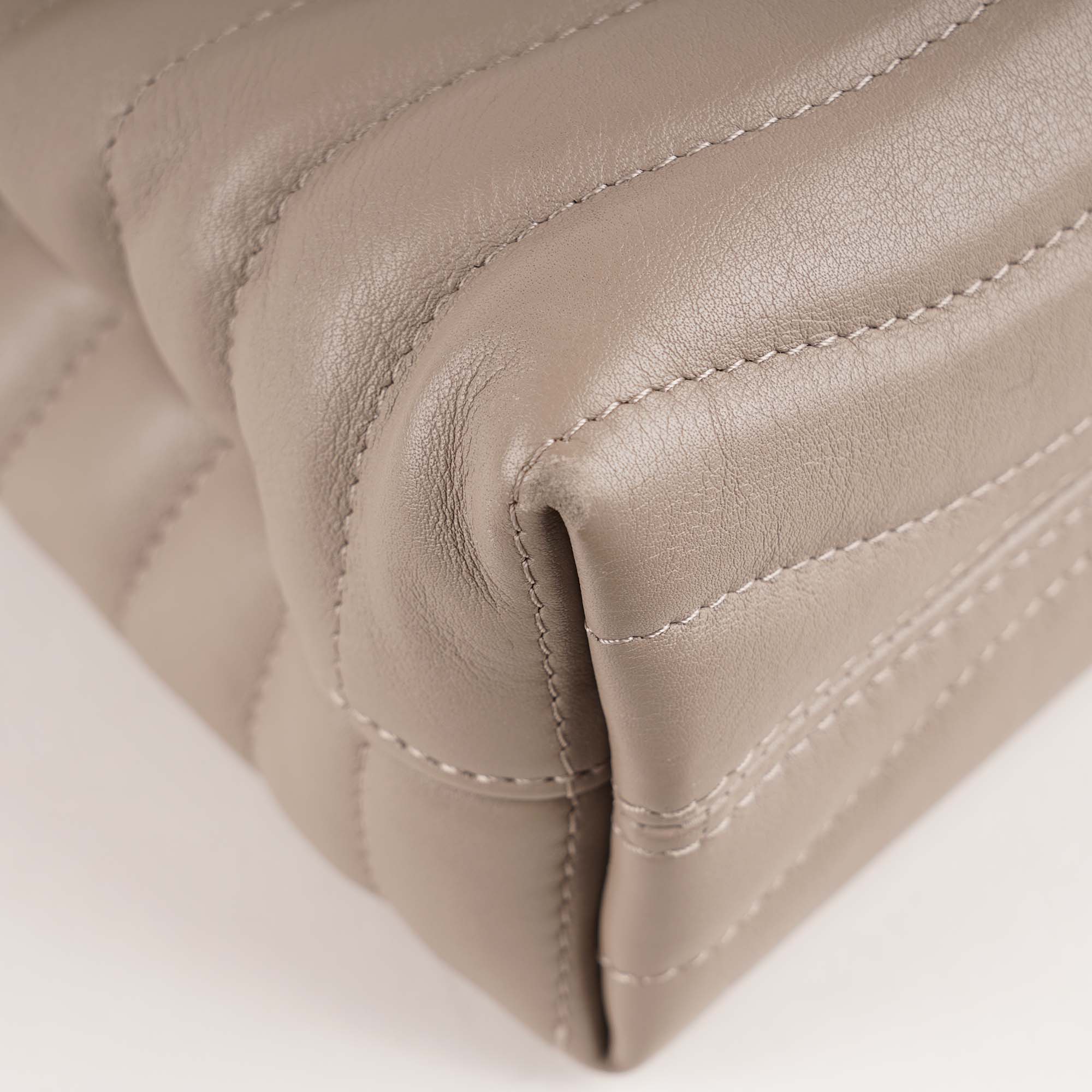 New Wave Chain Bag - Image 11