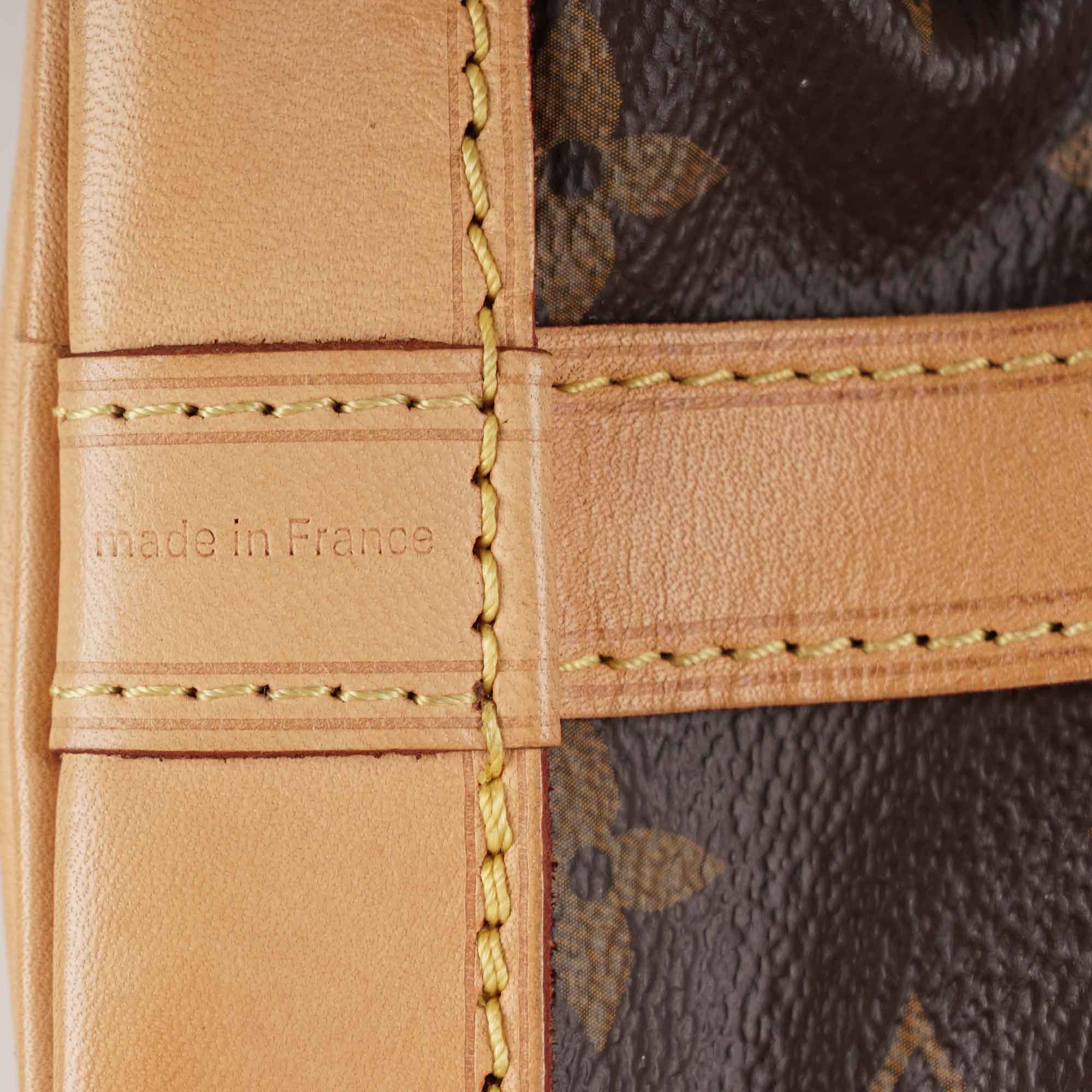 Noé BB Bucket Bag - Image 10