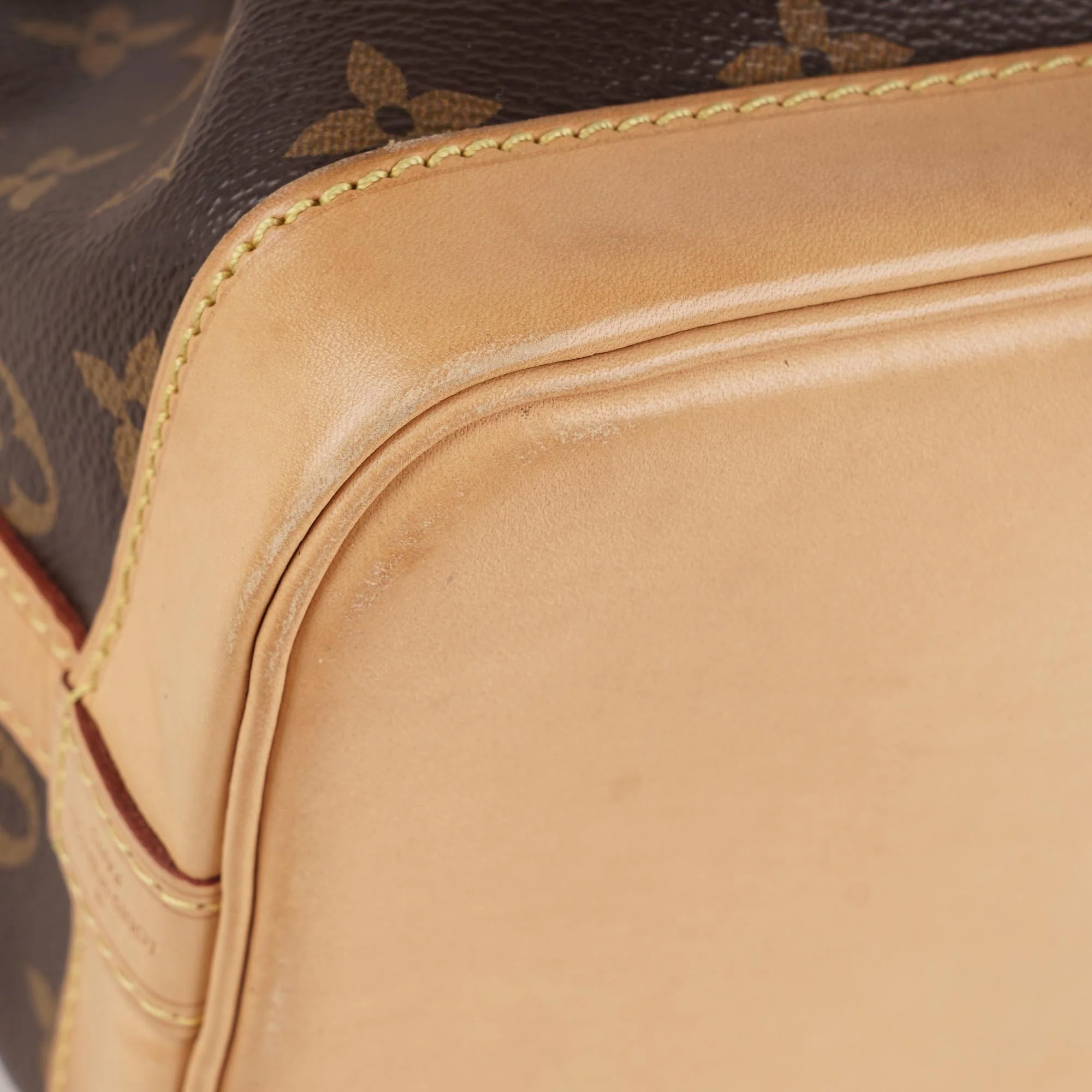 Noé BB Bucket Bag - Image 13