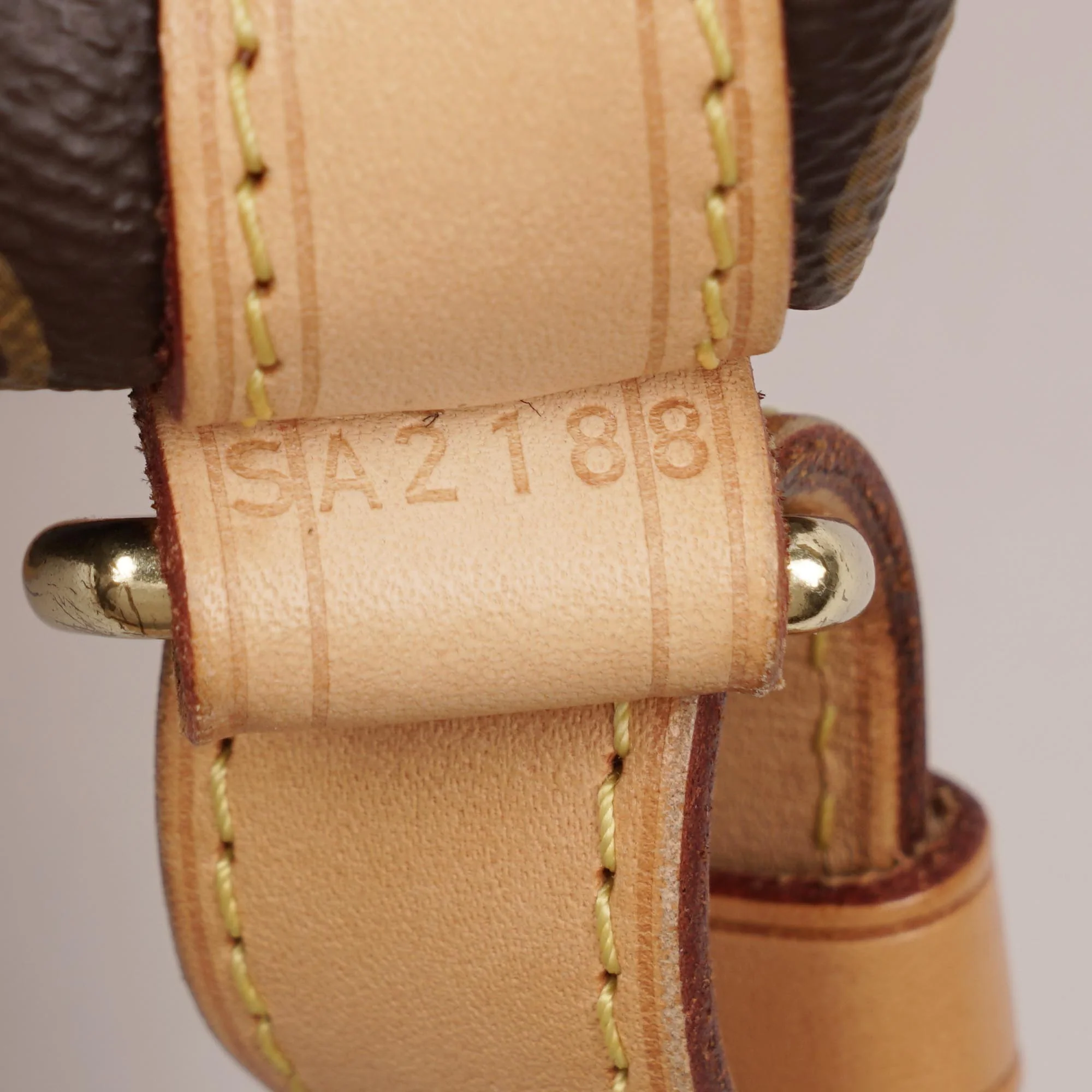 Noé BB Bucket Bag - Image 8