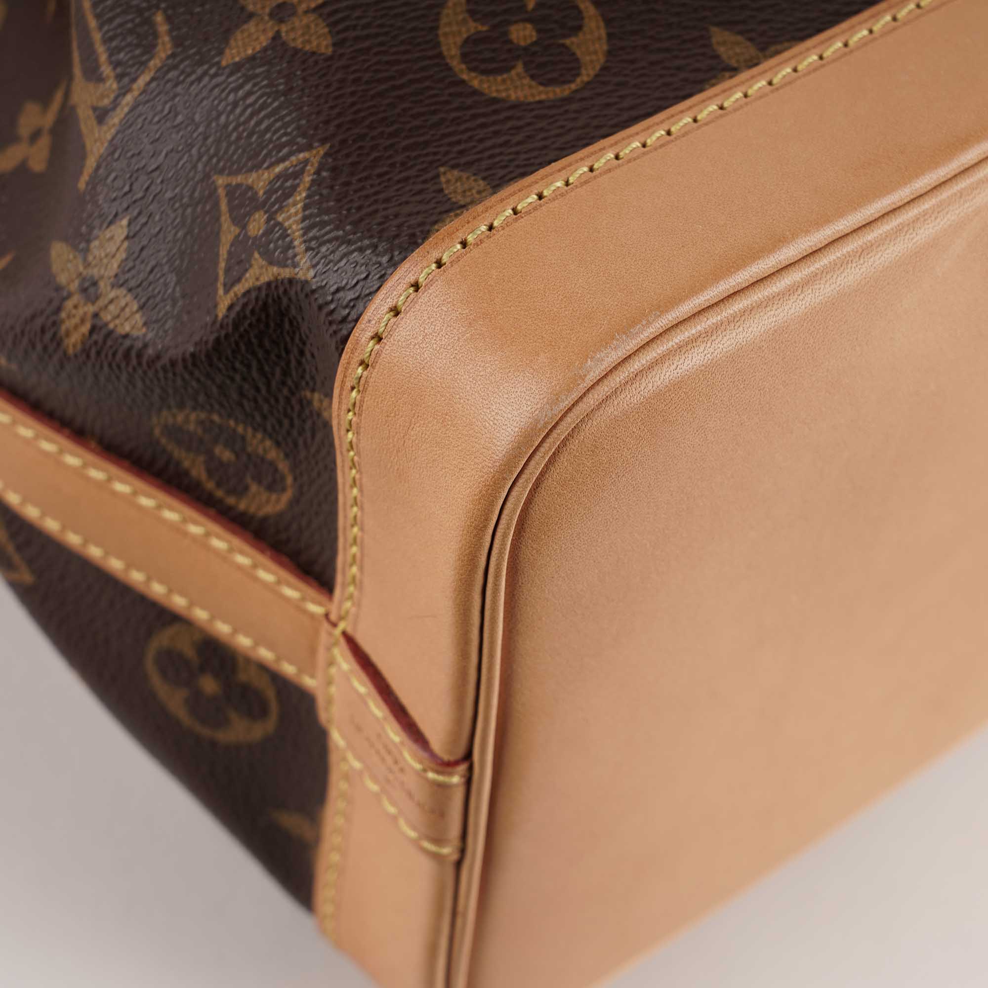 Noé BB Bucket Bag - Image 12