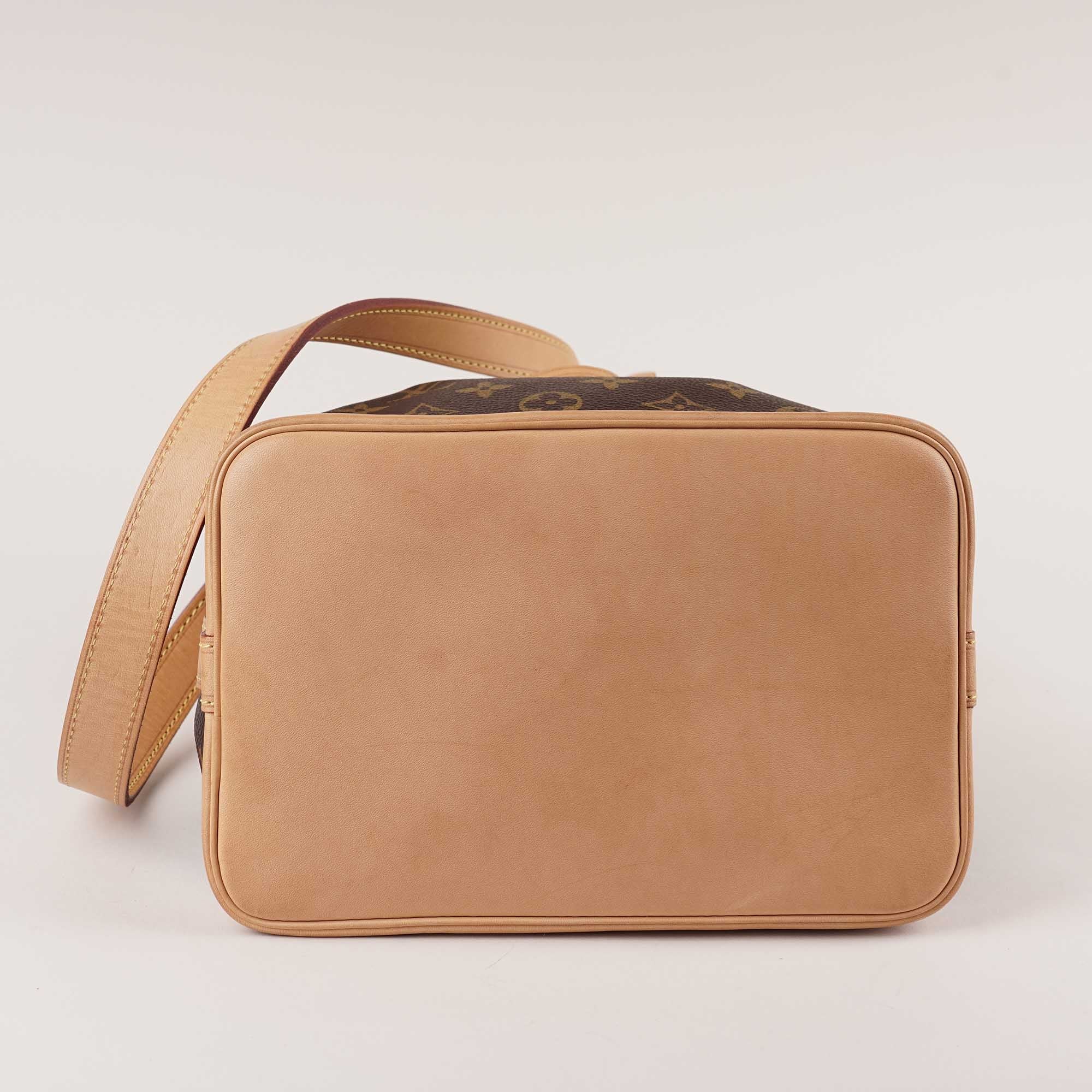 Noé BB Bucket Bag - Image 5