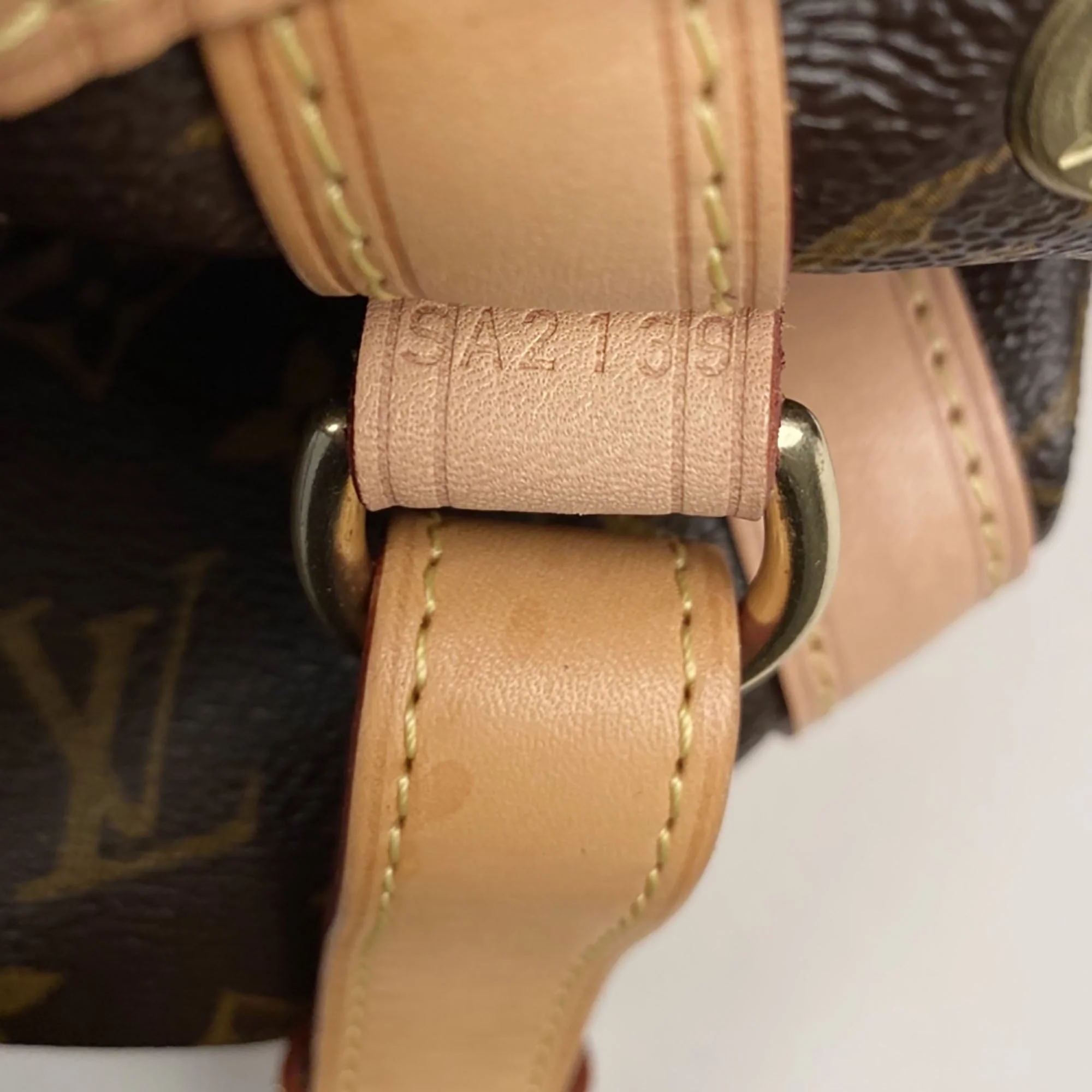 Noé BB Bucket Bag - Image 10