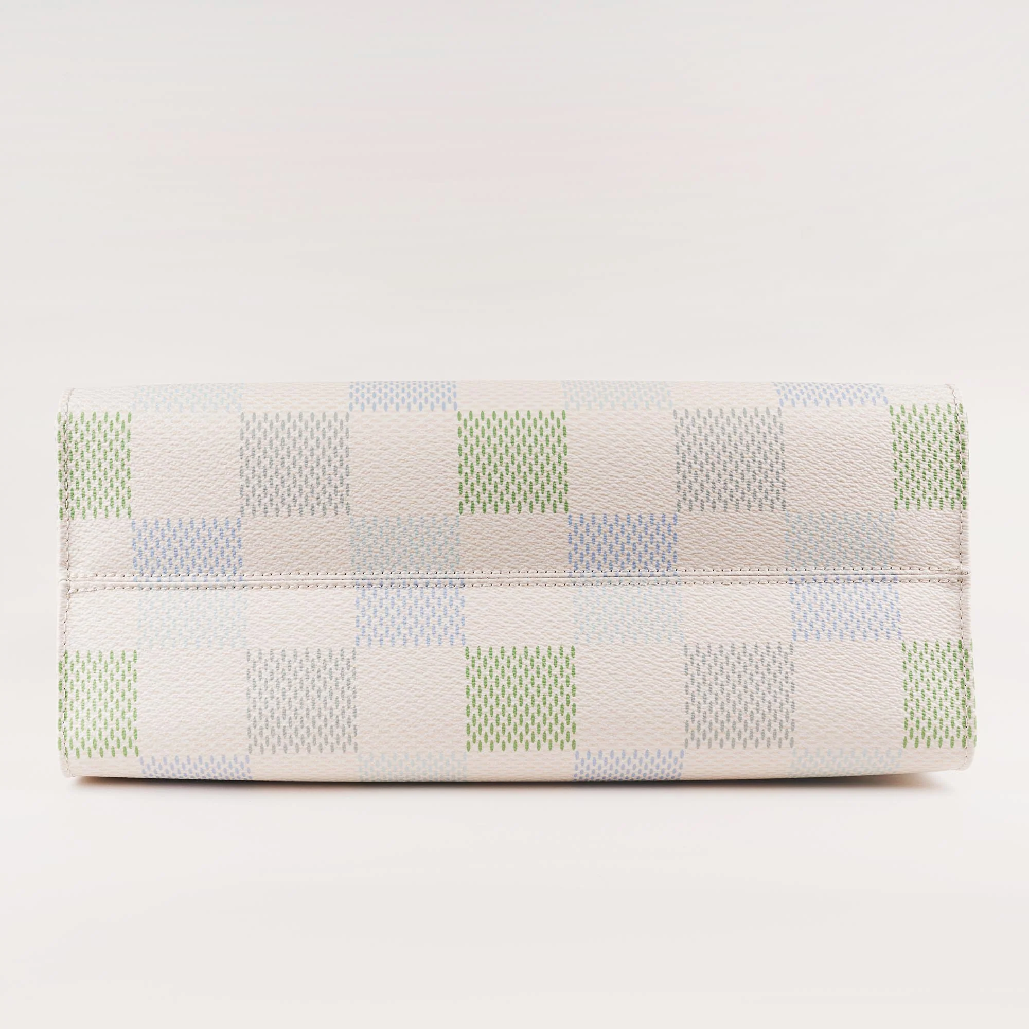 OnTheGo GM Tote Bag - Image 5