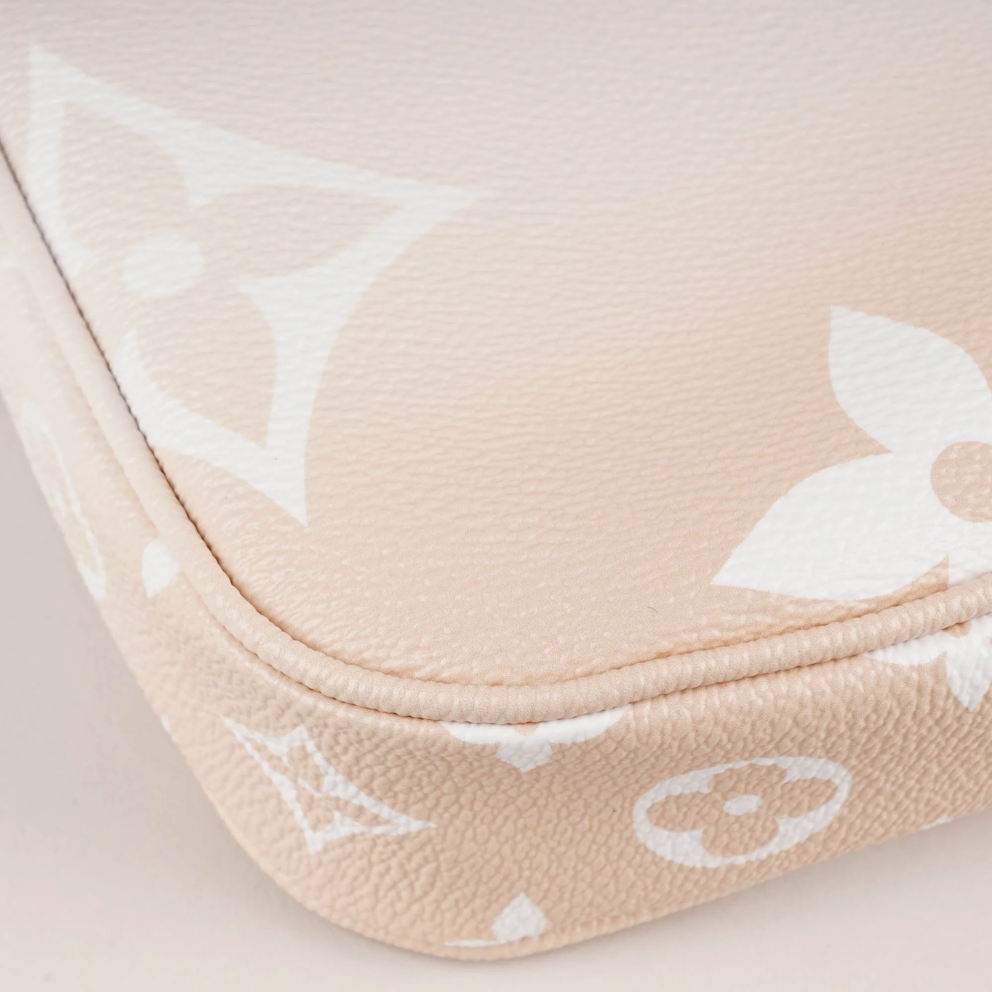 Pochette Accessoires NM By The Pool - Image 10